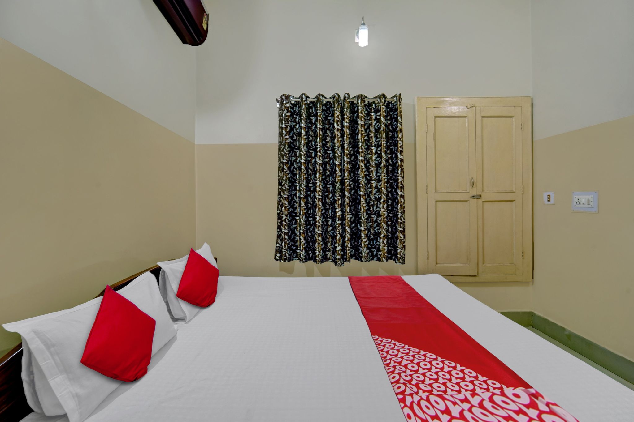 Hotel O 819125 HOTEL SHIV TRIPTI AND BANQUET HALL Classic 8