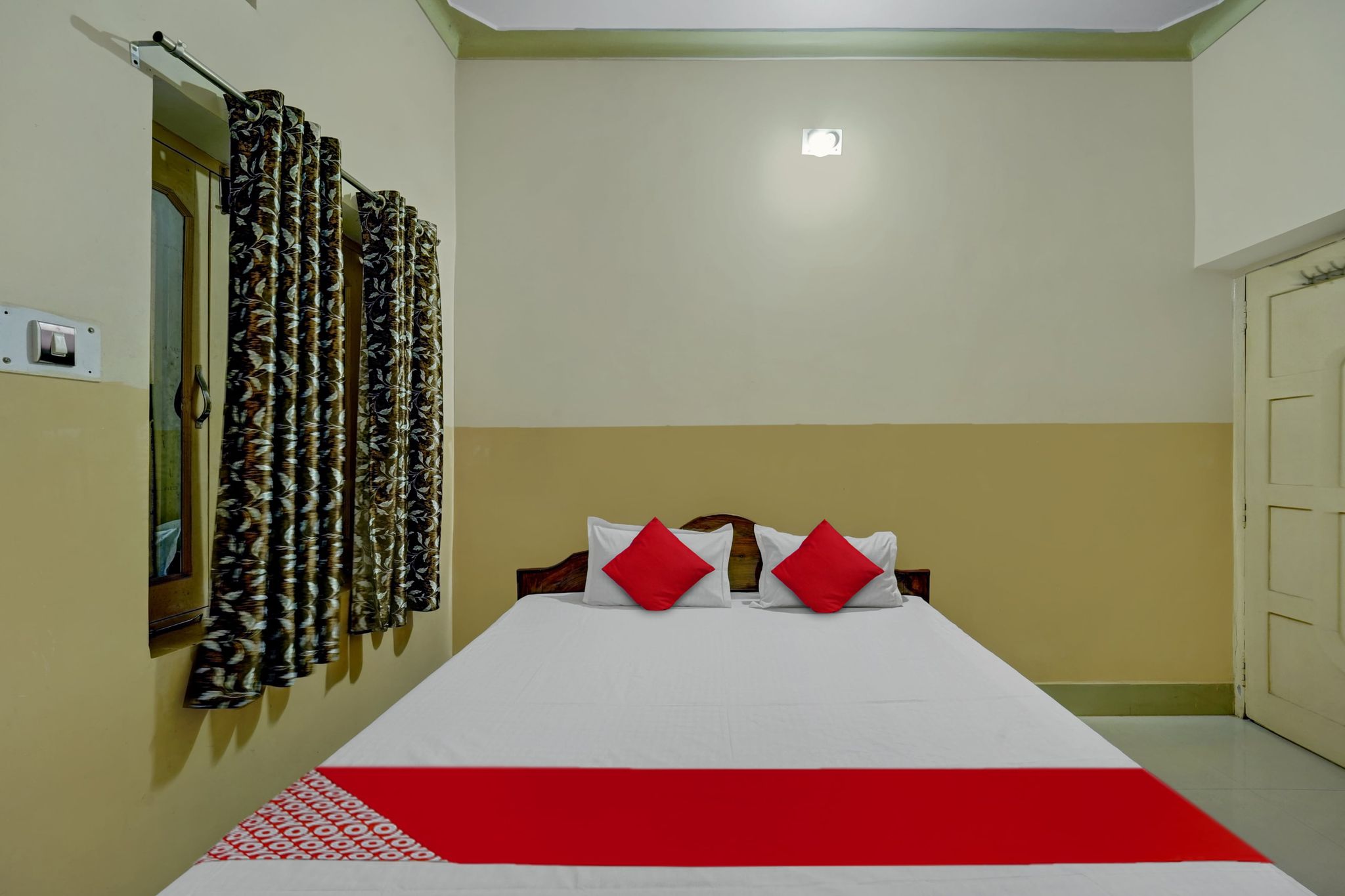 Hotel O 819125 HOTEL SHIV TRIPTI AND BANQUET HALL Classic 9