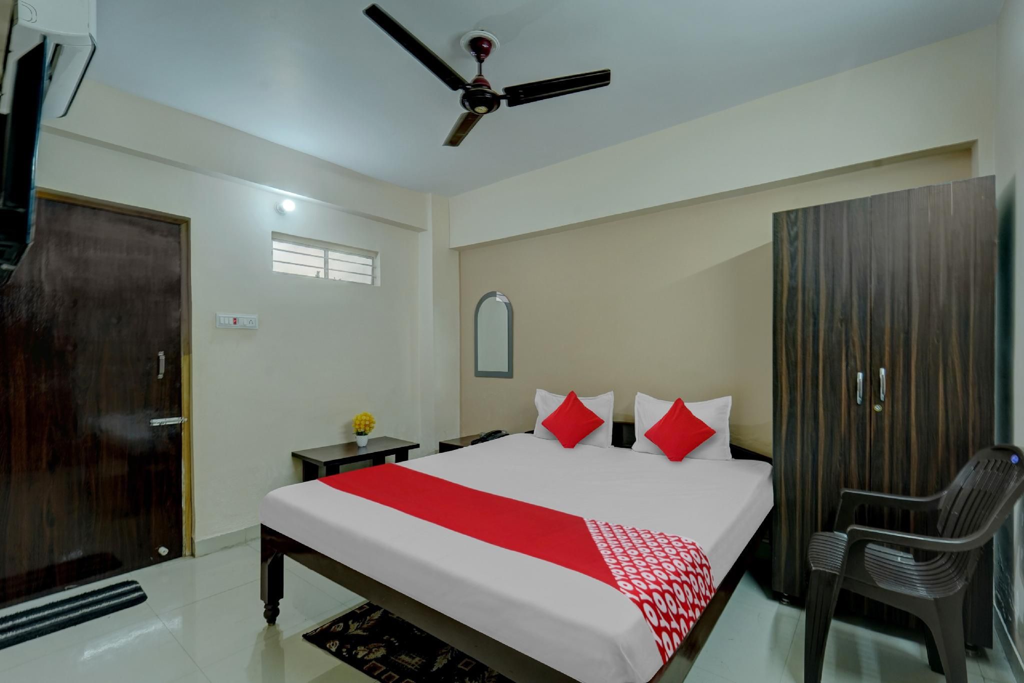 Hotel O 19 DEGREE Govindpur Road Classic 12