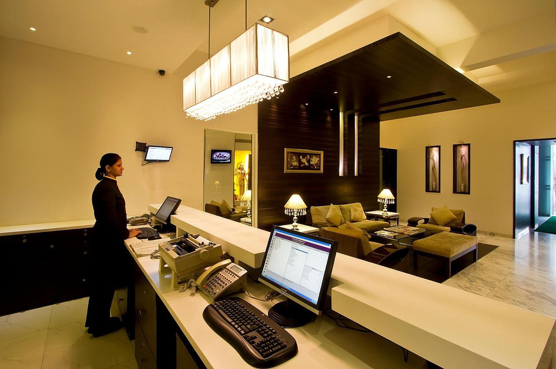 undefined Krishna Palace Mumbai 2