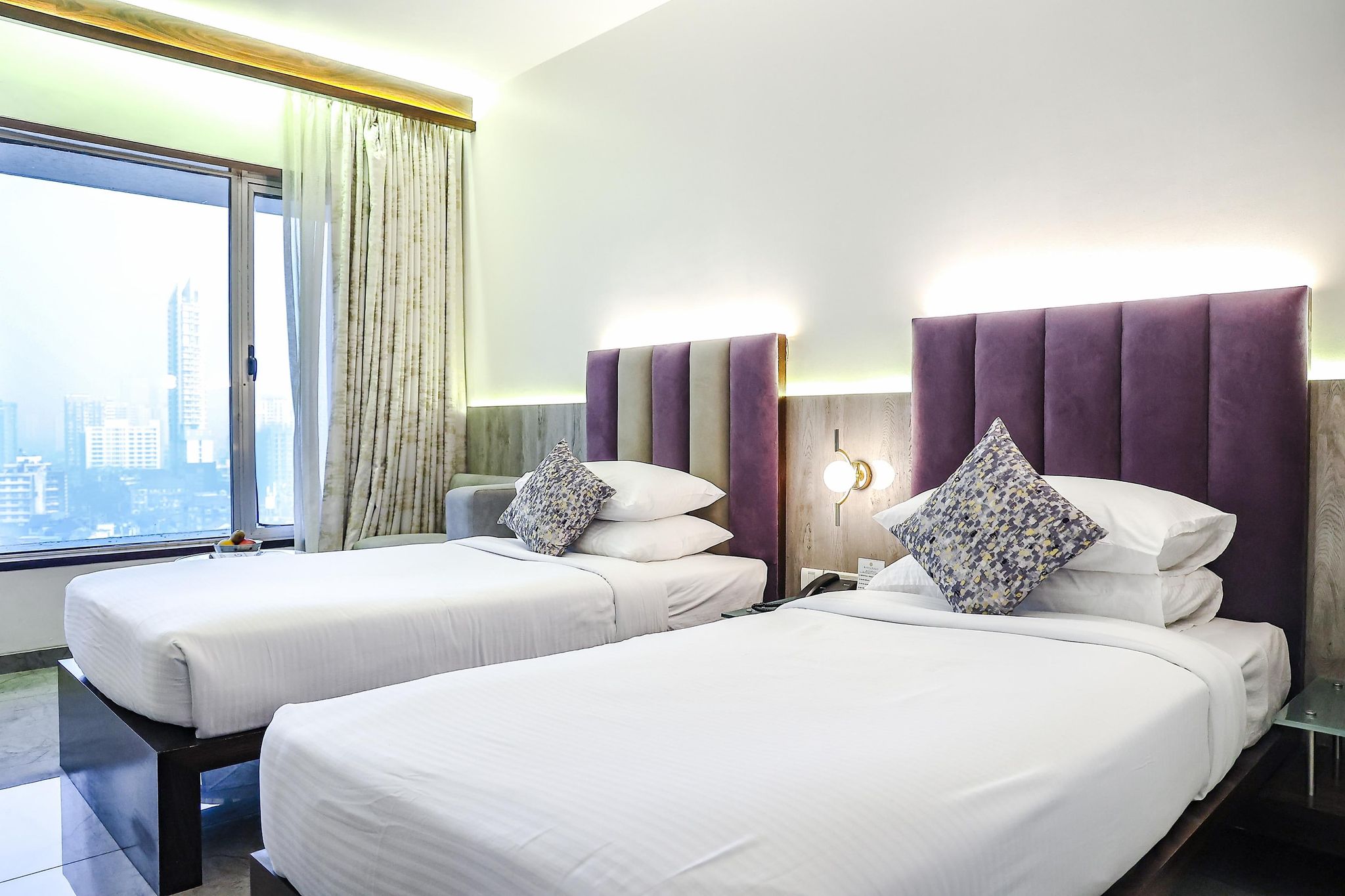 Krishna Palace Mumbai Deluxe Twin Room 5