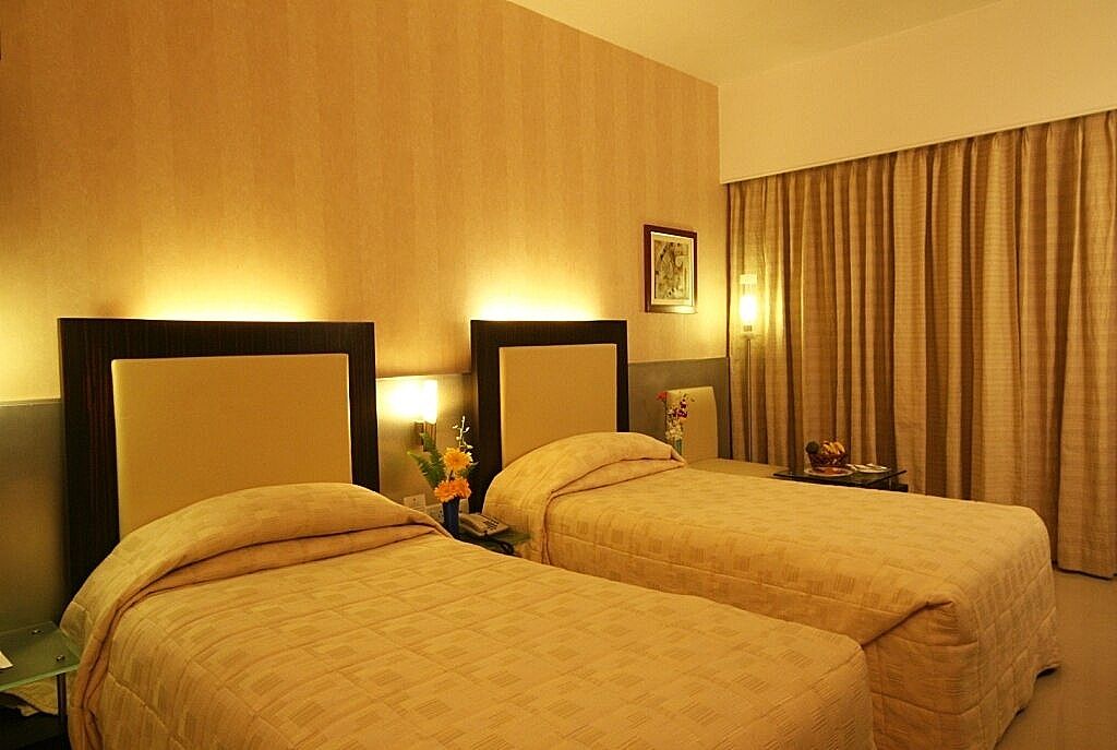 undefined Krishna Palace Mumbai 10