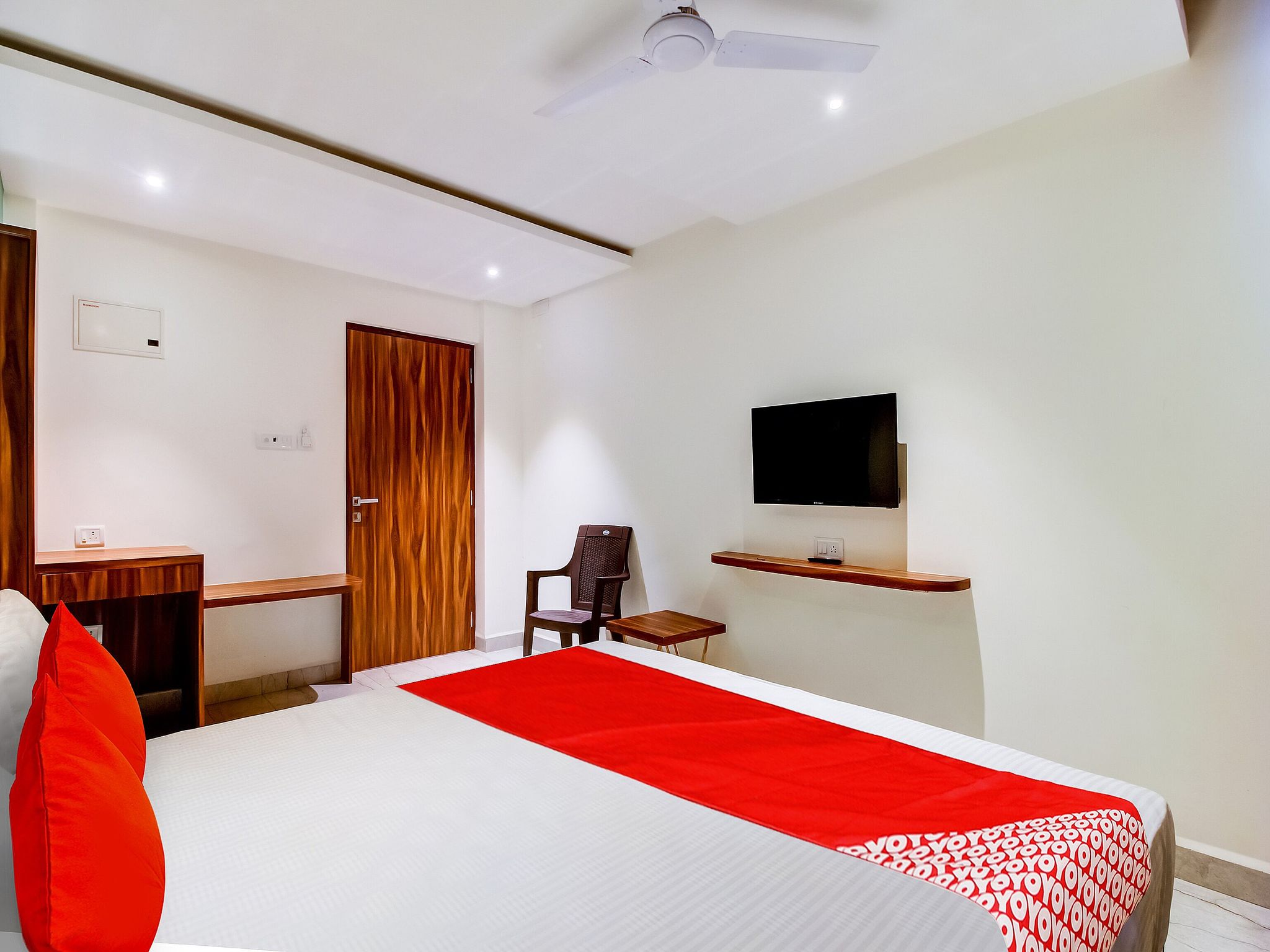 Collection O by OYO Peak Stay Classic 18