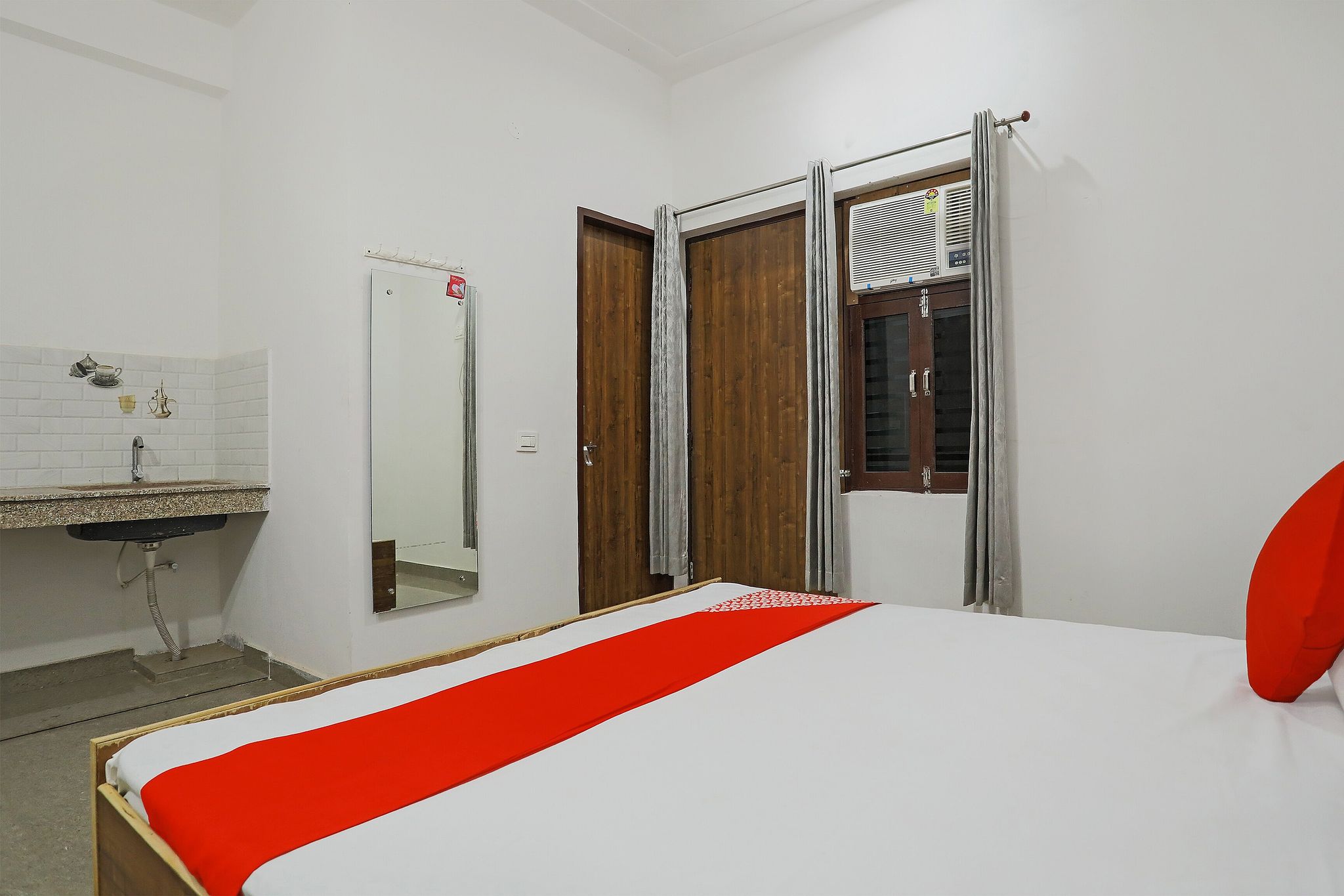 Hotel O Yuvraj Plaza Classic 17