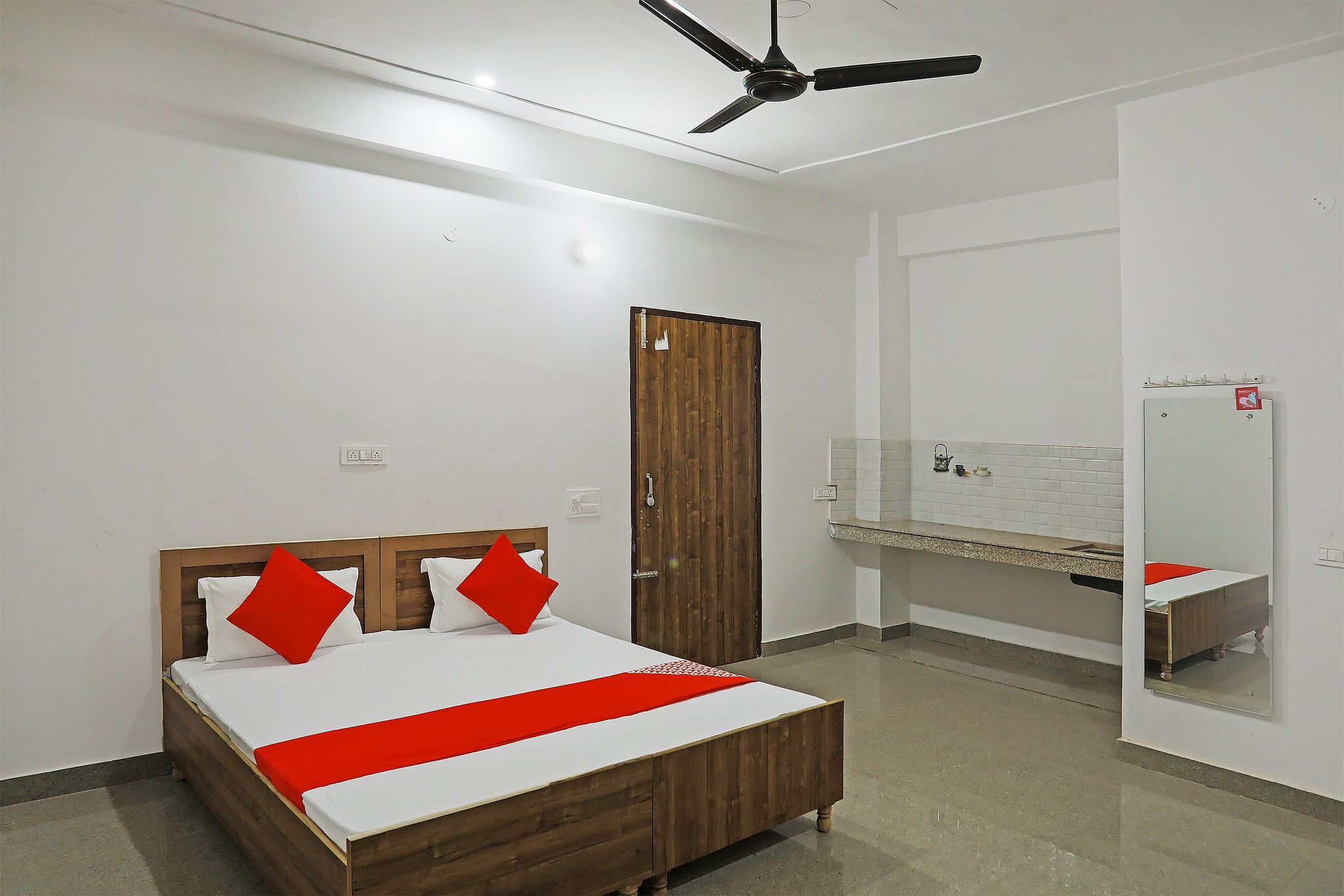 Hotel O Yuvraj Plaza Classic 2
