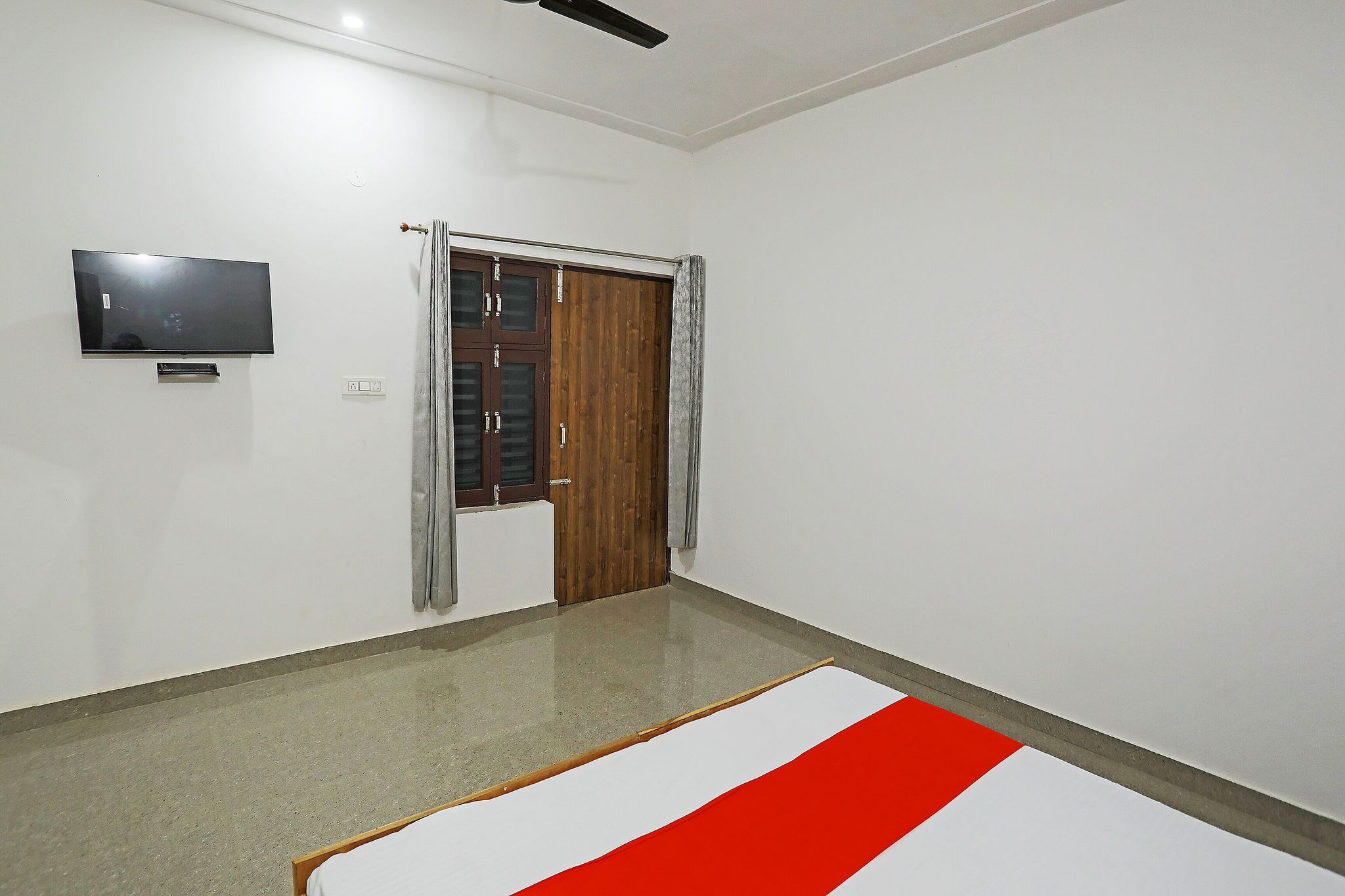 Hotel O Yuvraj Plaza Classic 9