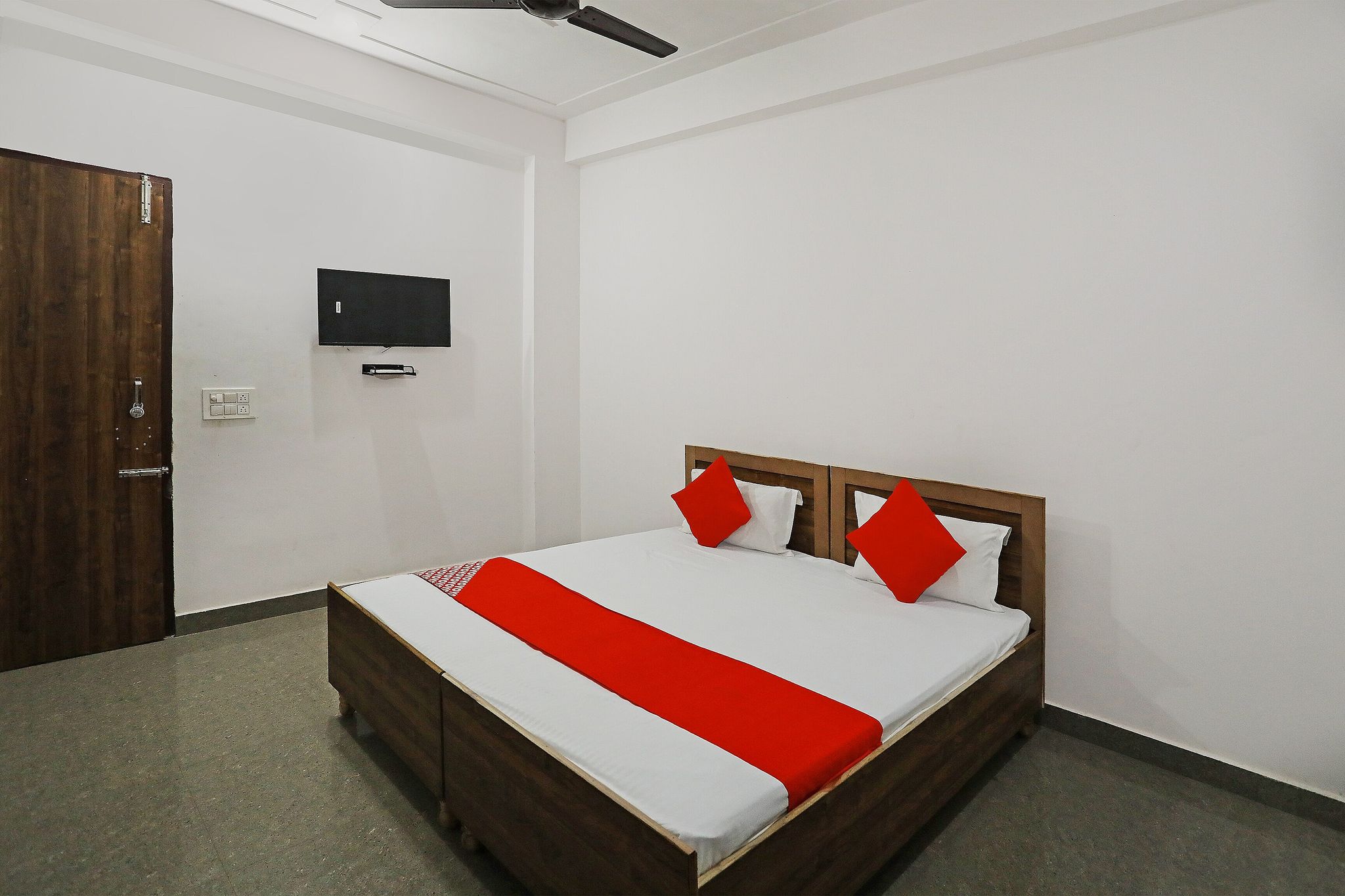 Hotel O Yuvraj Plaza Classic 5