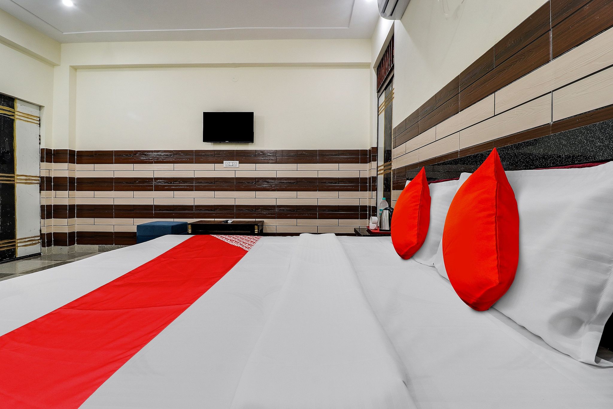 OYO Flagship Hotel The Kailash Classic 8