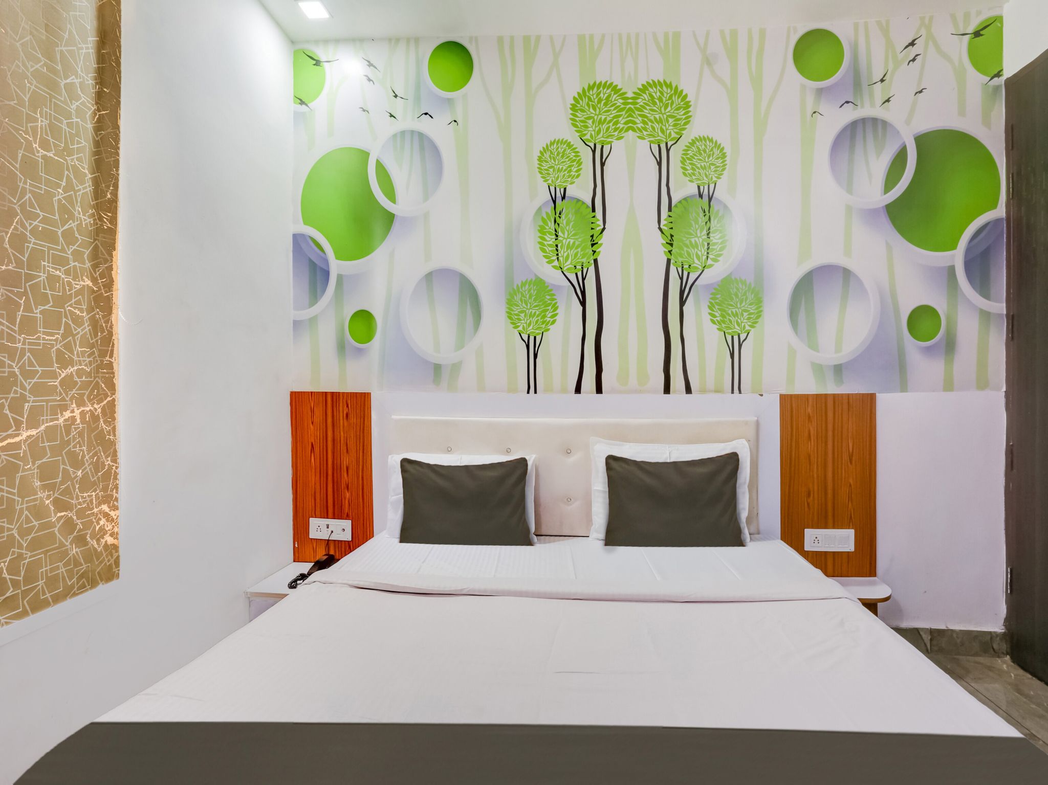 Collection O Mukur Hotel And Restaurant