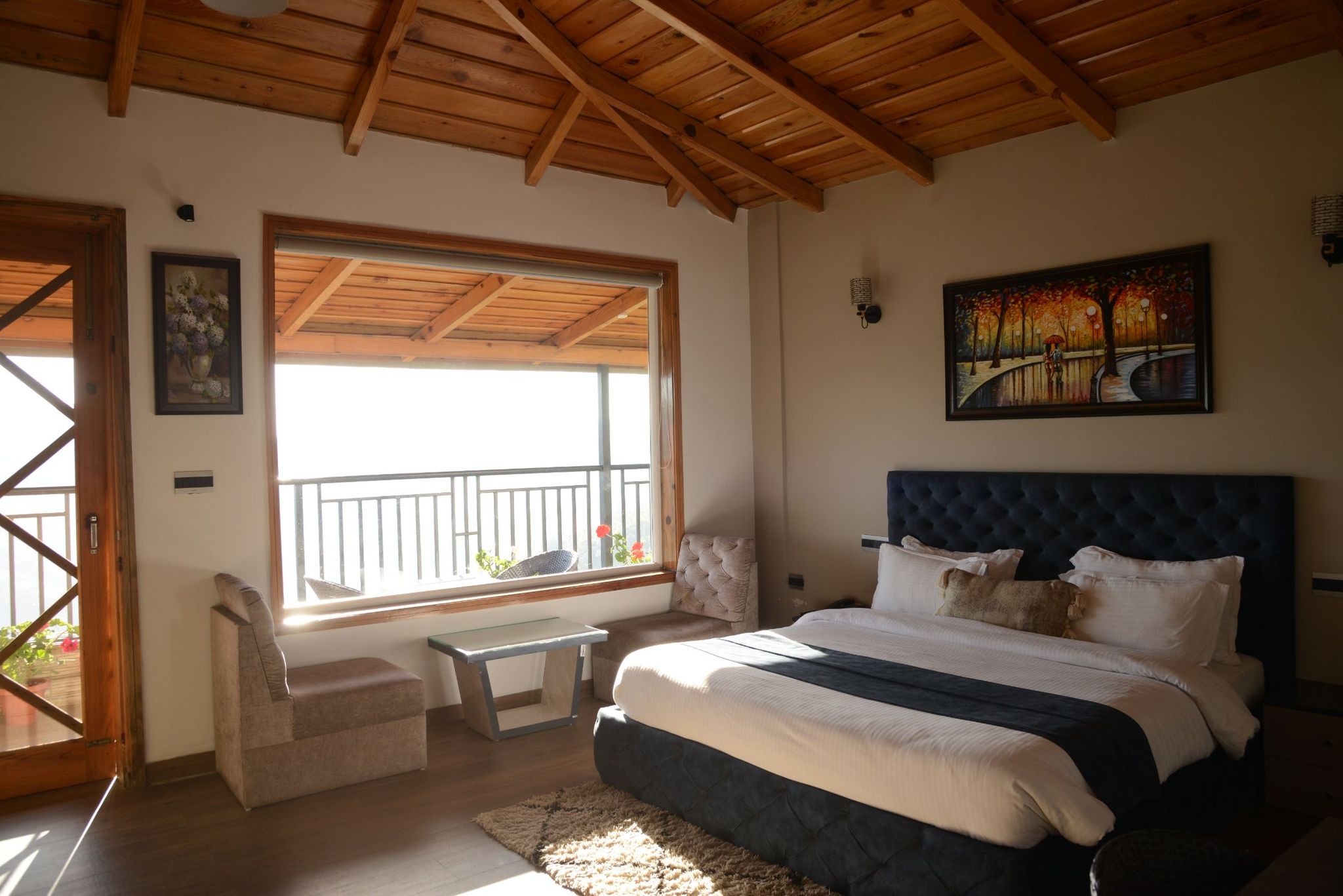 The Lookout, Luxury cottage