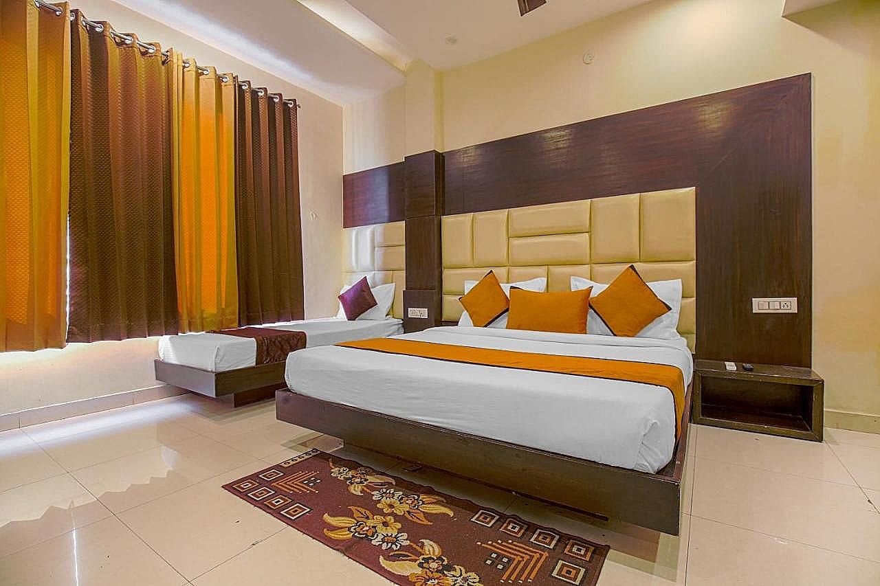 Hotel Crown Amritsar Superior Triple Room
