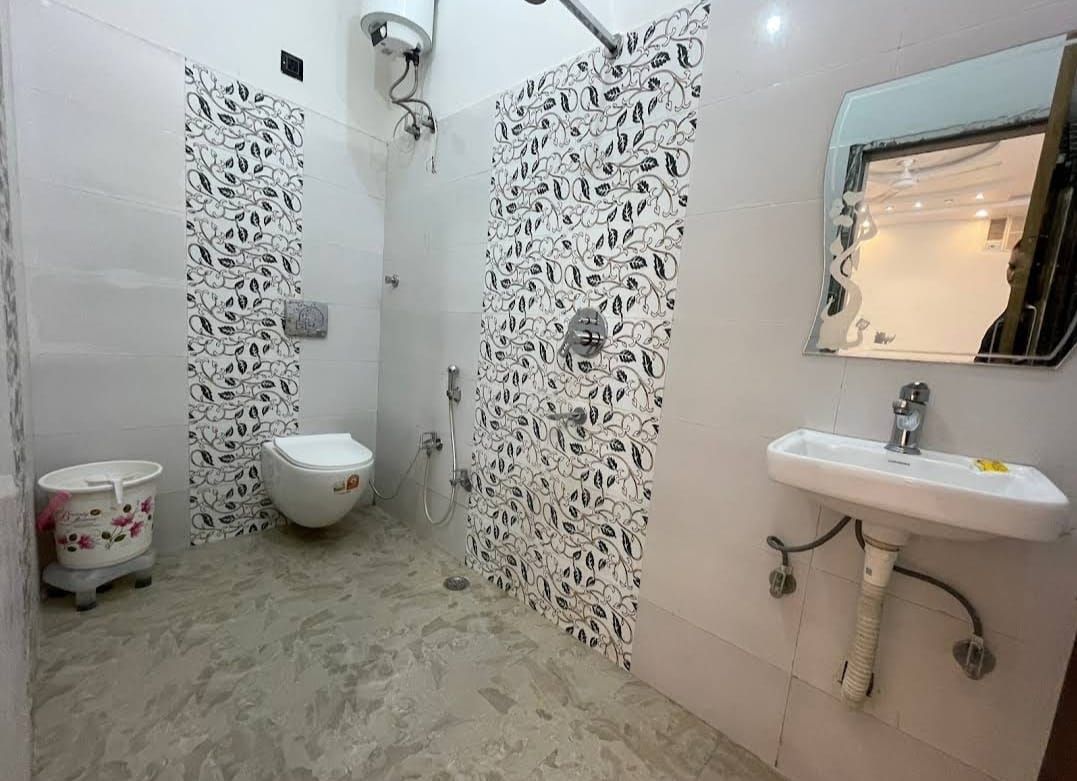 Shri Radha Ashtami Seva Ashram Double Deluxe Room 5