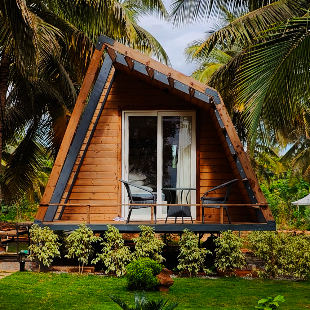 Queen Room with View