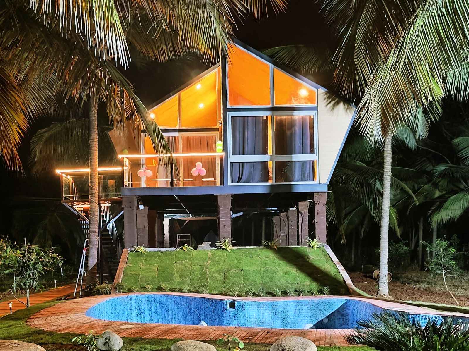 The Glampies Aurora 2