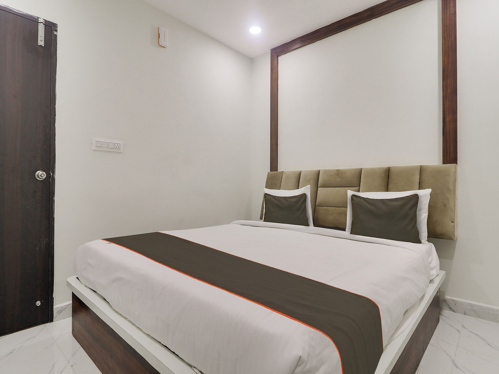 Collection O RB GRAND @ KOMPALLY Classic 4