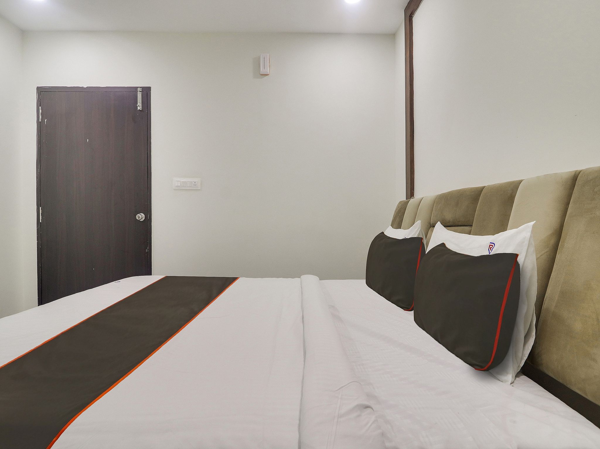 Collection O RB GRAND @ KOMPALLY Classic 5