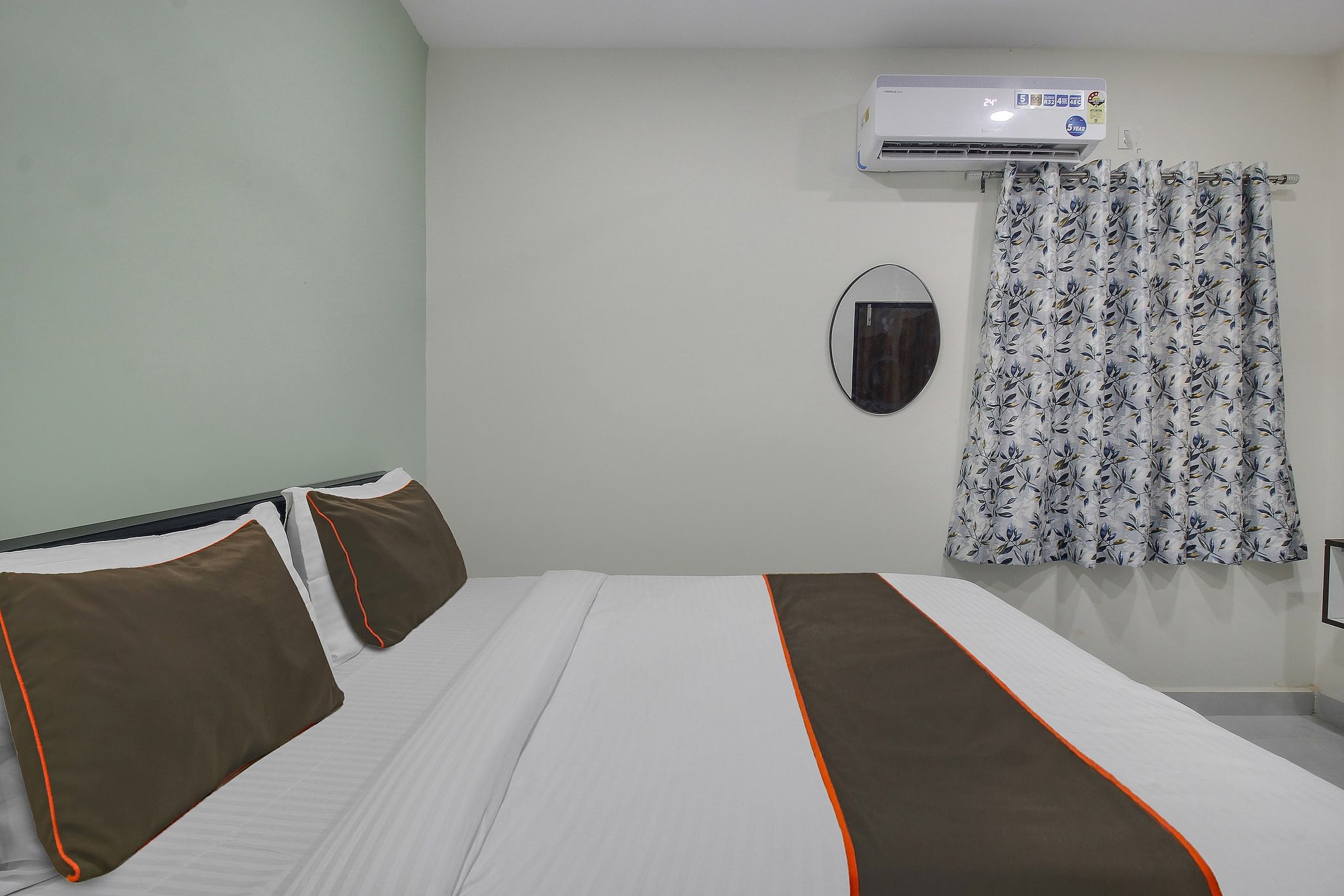 Super Collection O SIRI GRAND INN Classic 12