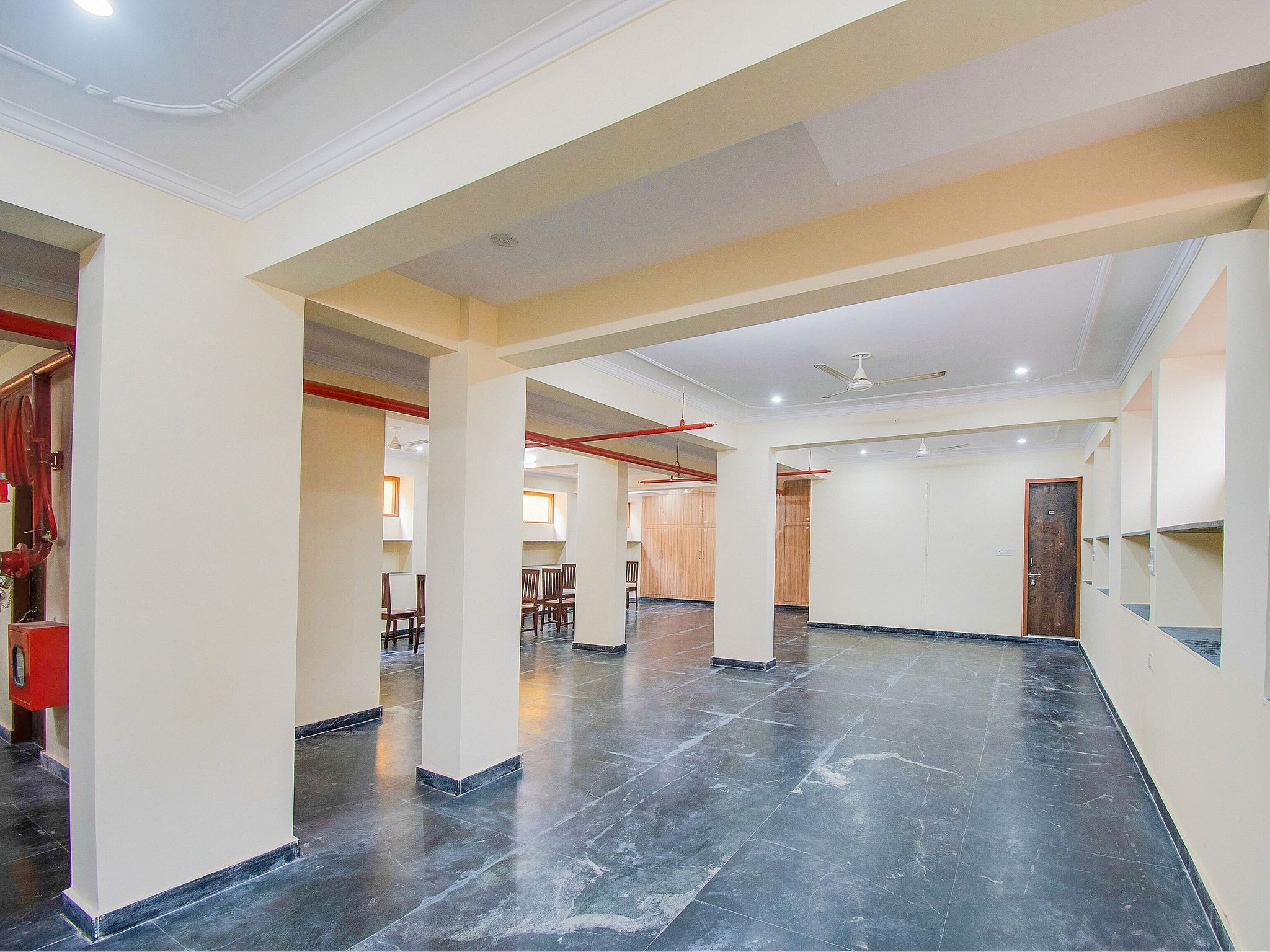 OYO Hotel Umrao opp big tree cafe ajmer road 200ft by pass highway king