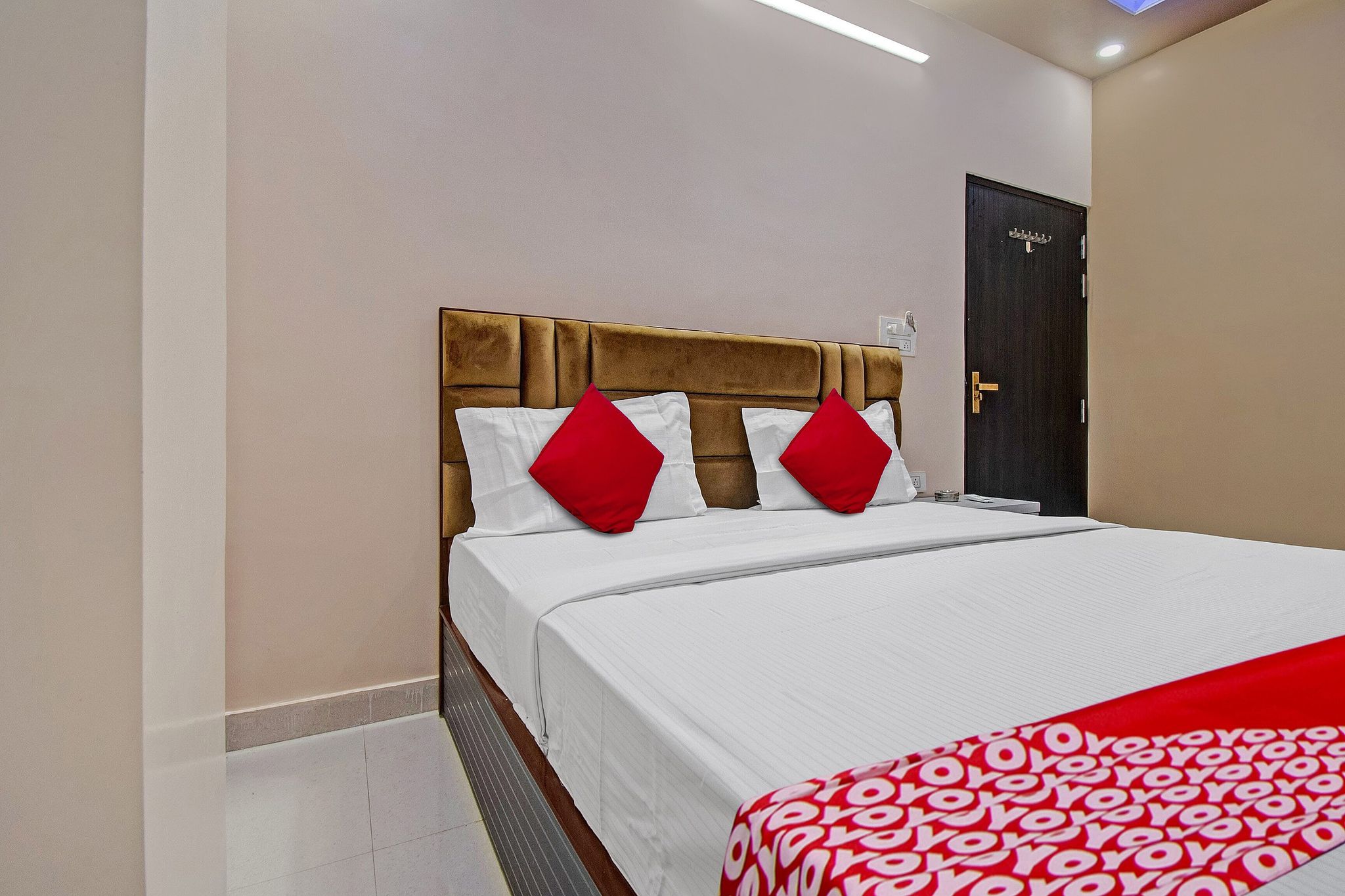 Hotel O Krishna Palace Classic 9