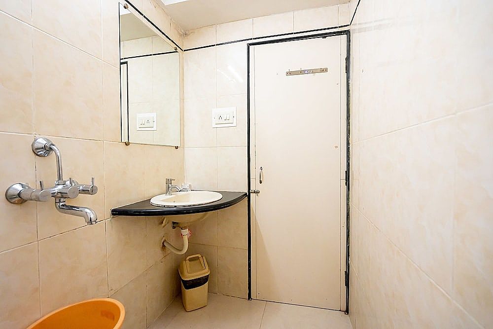 Hotel Mina International Deluxe AC 2