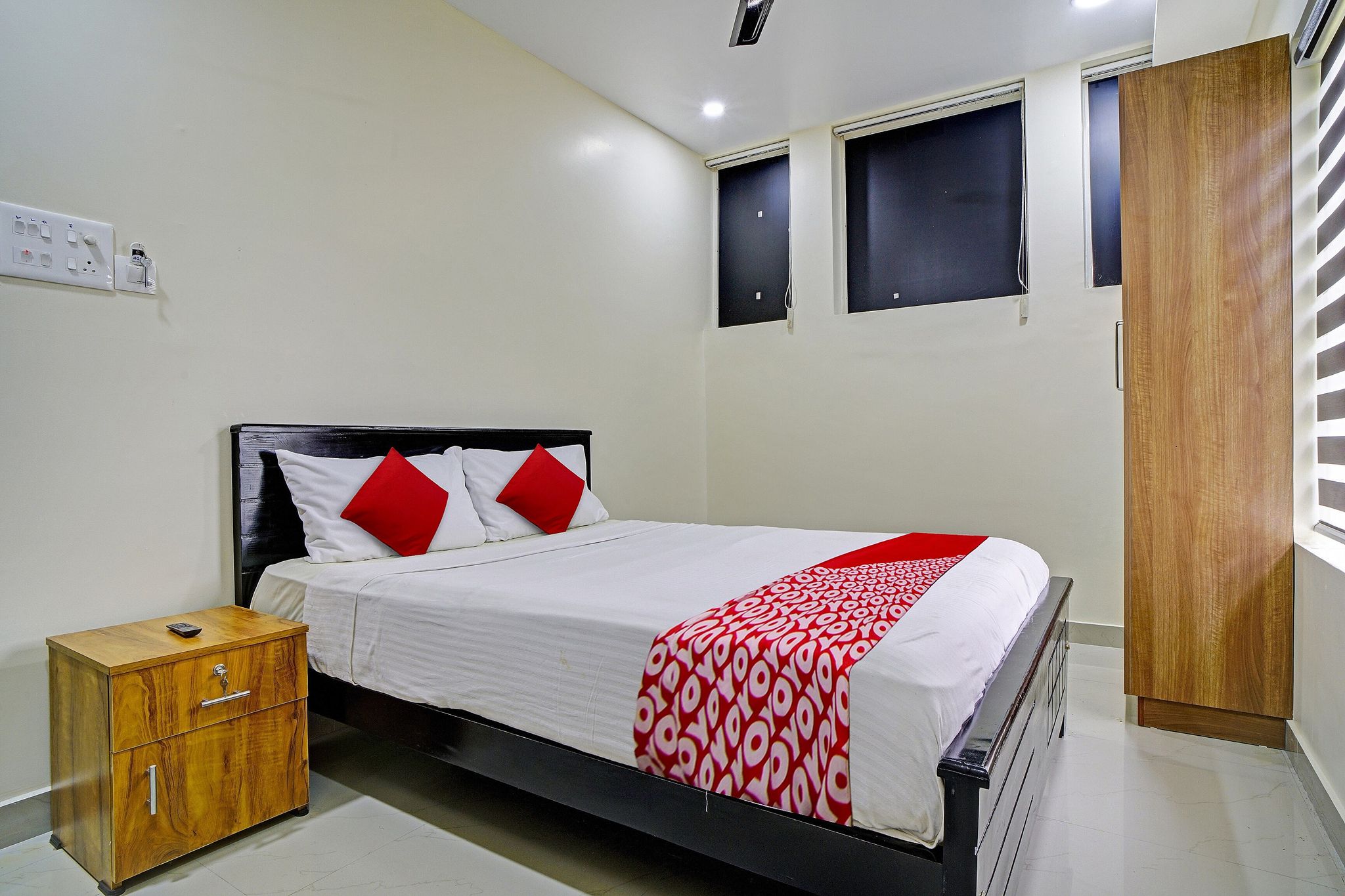 Super Hotel O Crystal Executive Suites Classic 14