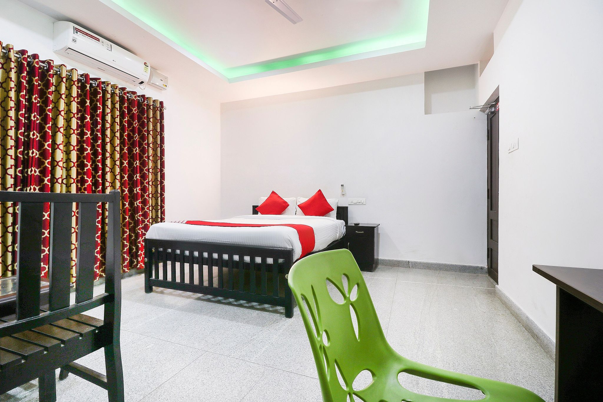 Hotel O Aluva Town Classic