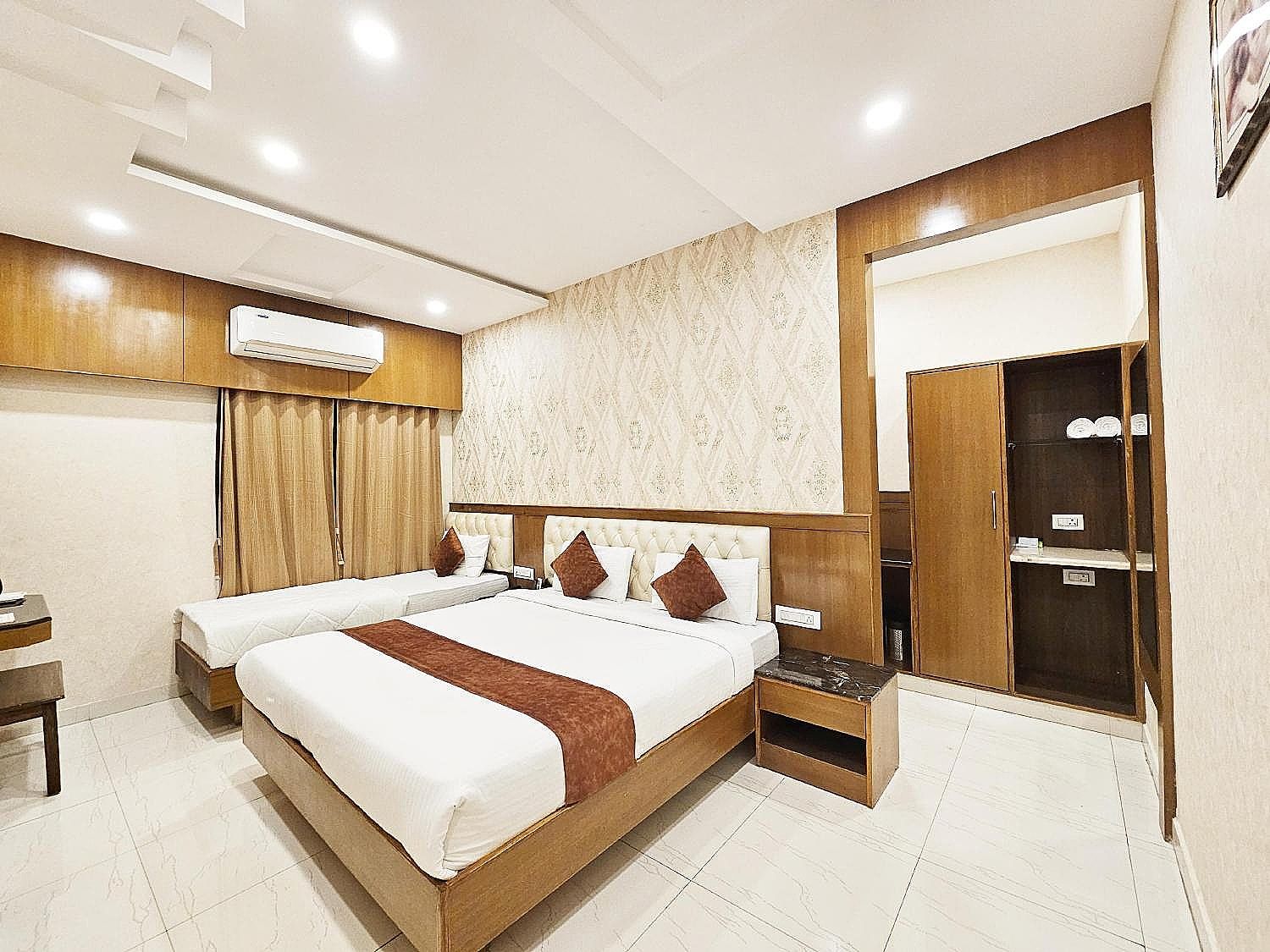 The Grand Coral Deluxe Room 3