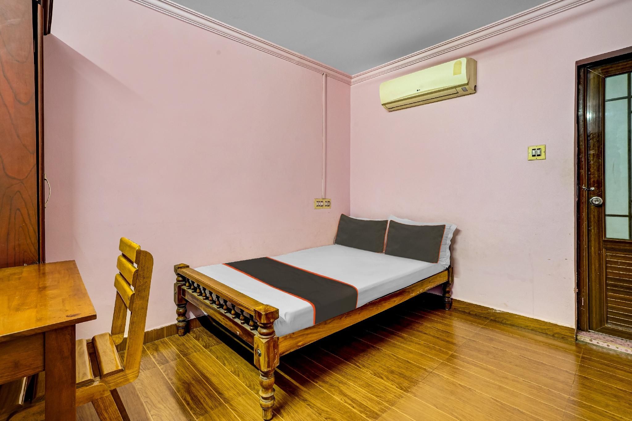 OYO 819187 Hotel Mali Residency Classic 7