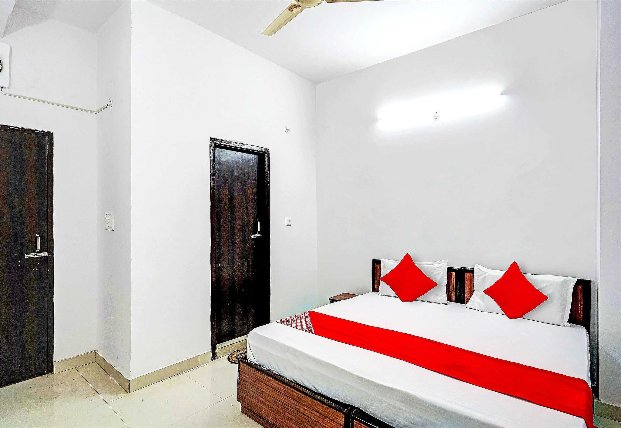 OYO Flagship Dream Heaven Production House Classic 3