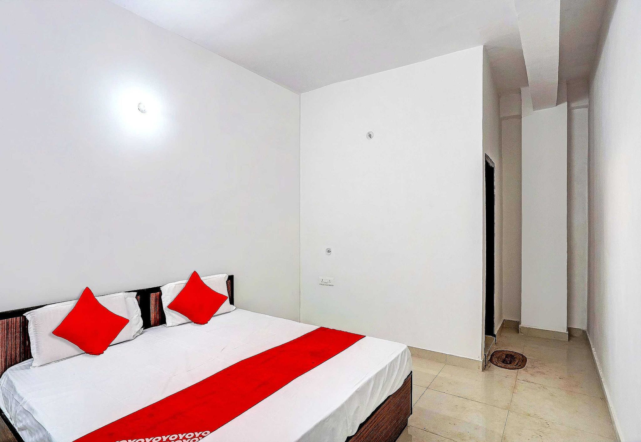 OYO Flagship Dream Heaven Production House Classic 7