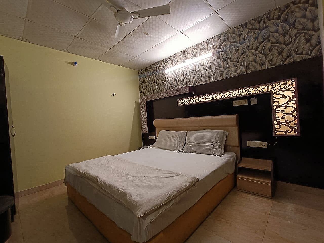 Hotel O A B Hotels Classic 5