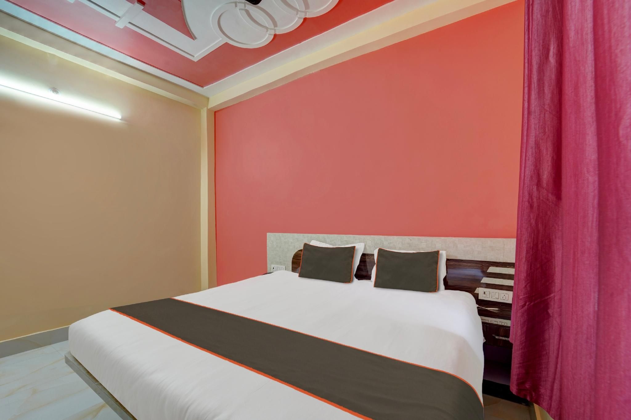 Super Hotel O Siddhi Vinayak Hotel & Banquets Deluxe Double or Twin 2