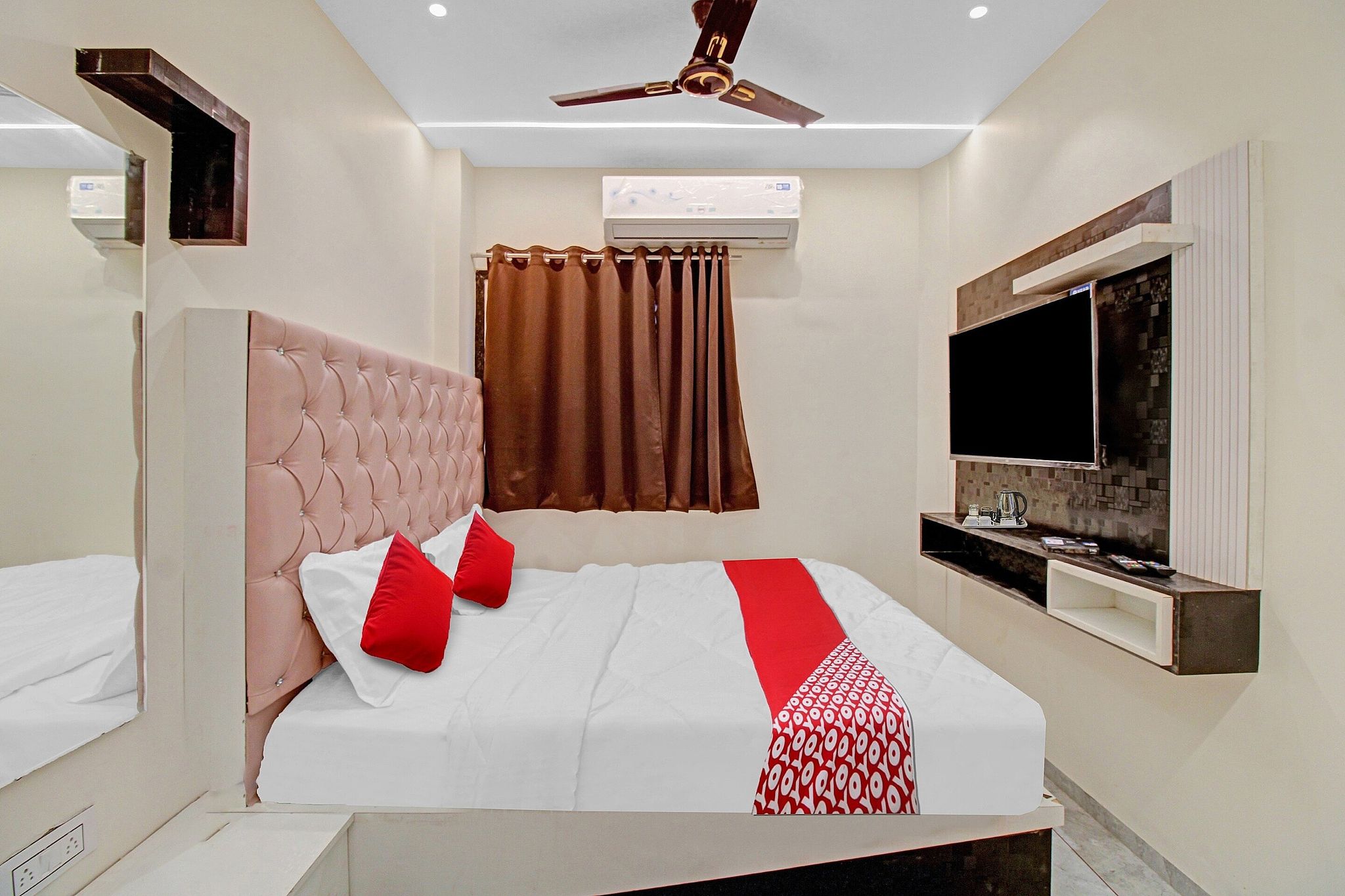 Hotel O S R Guest House Classic 9