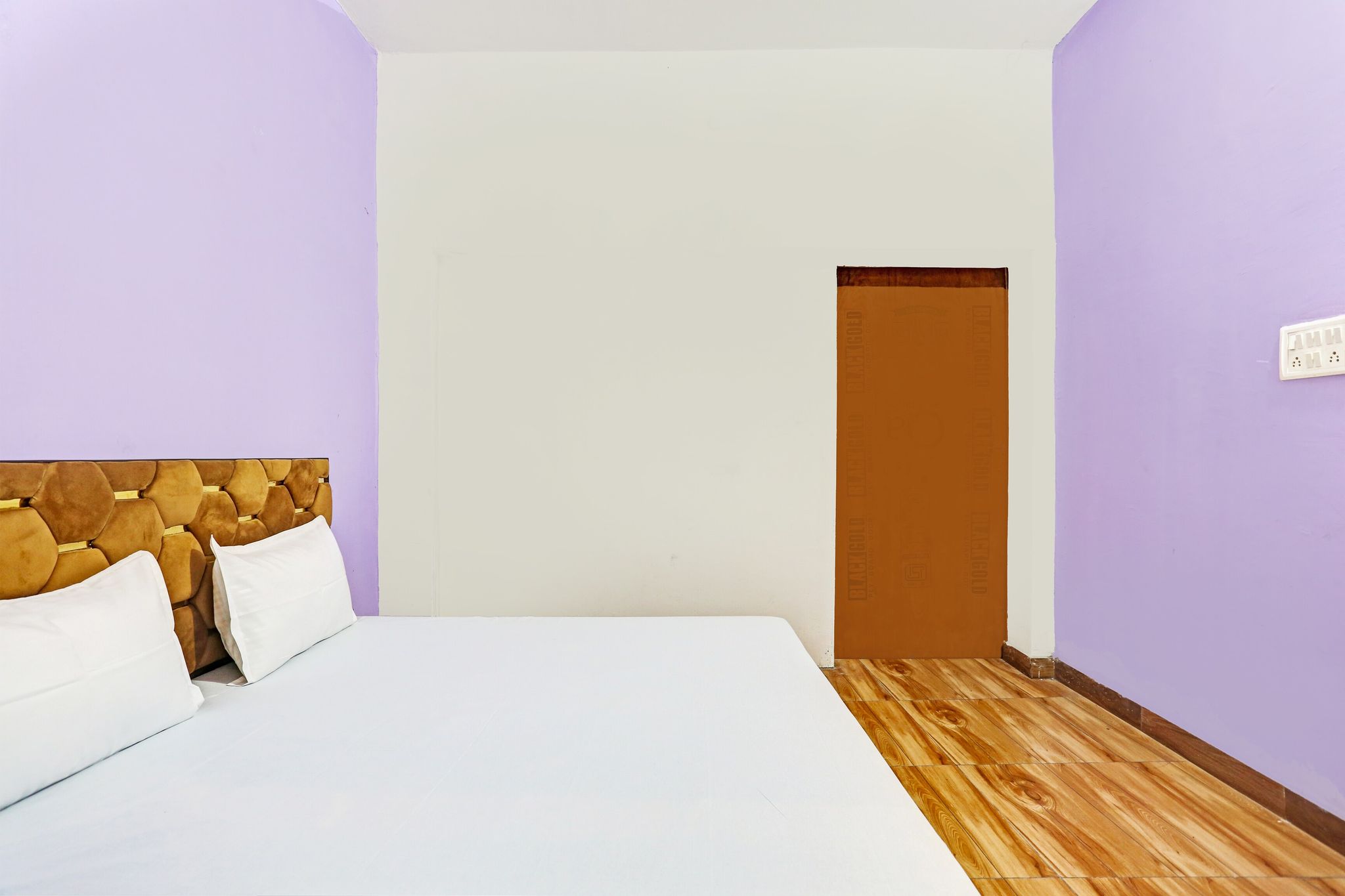 Hotel O New Paradise Guest House