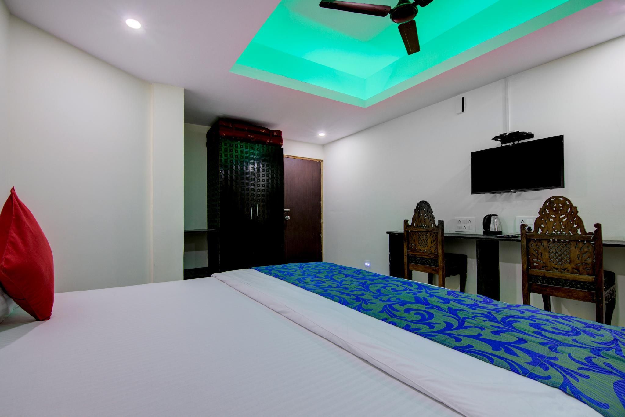 Hotel O by OYO P S Grand Classic 3