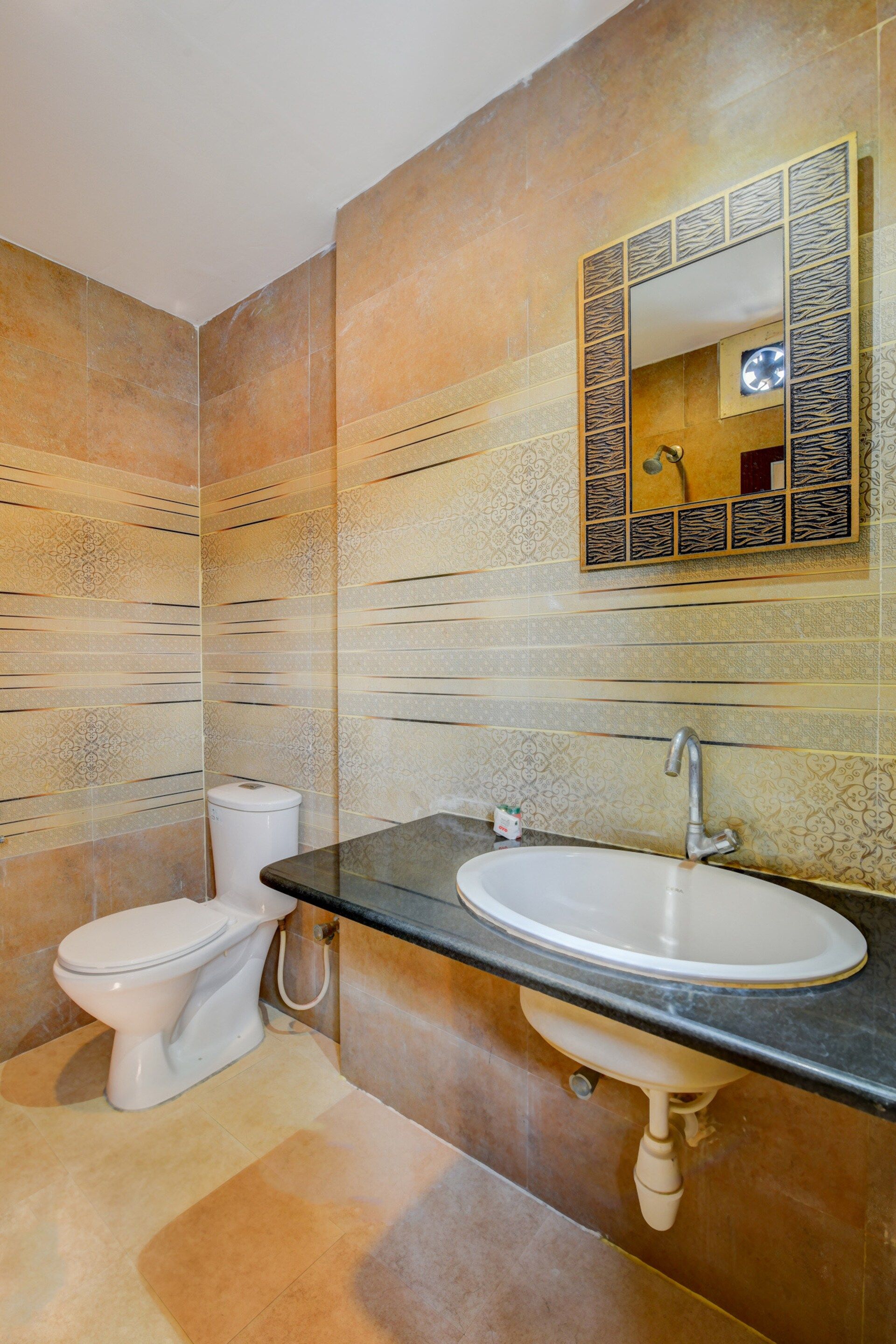 Hotel O by OYO P S Grand Classic 30