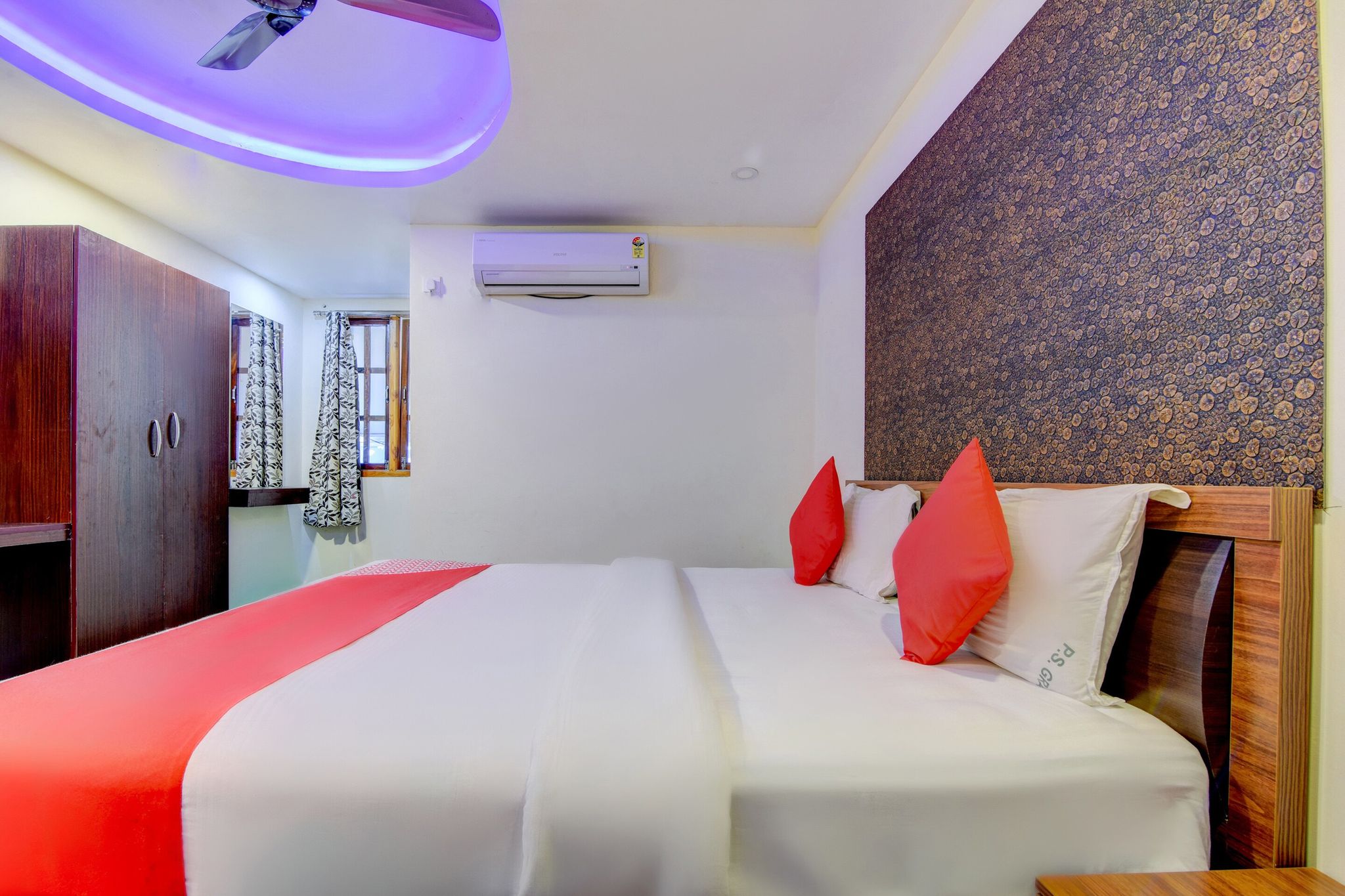 Hotel O by OYO P S Grand Classic 18