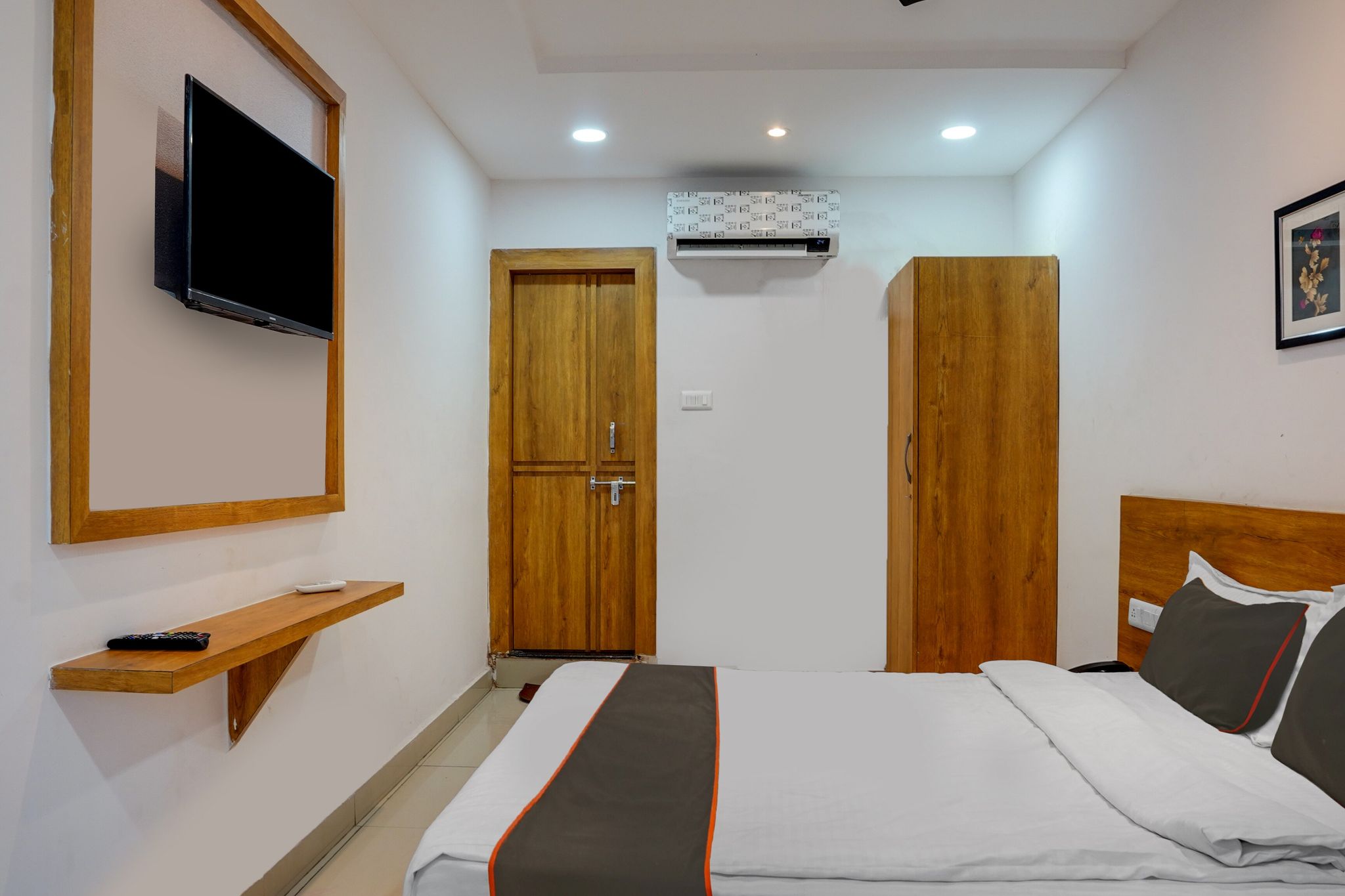 Hotel O Raipur Classic 10