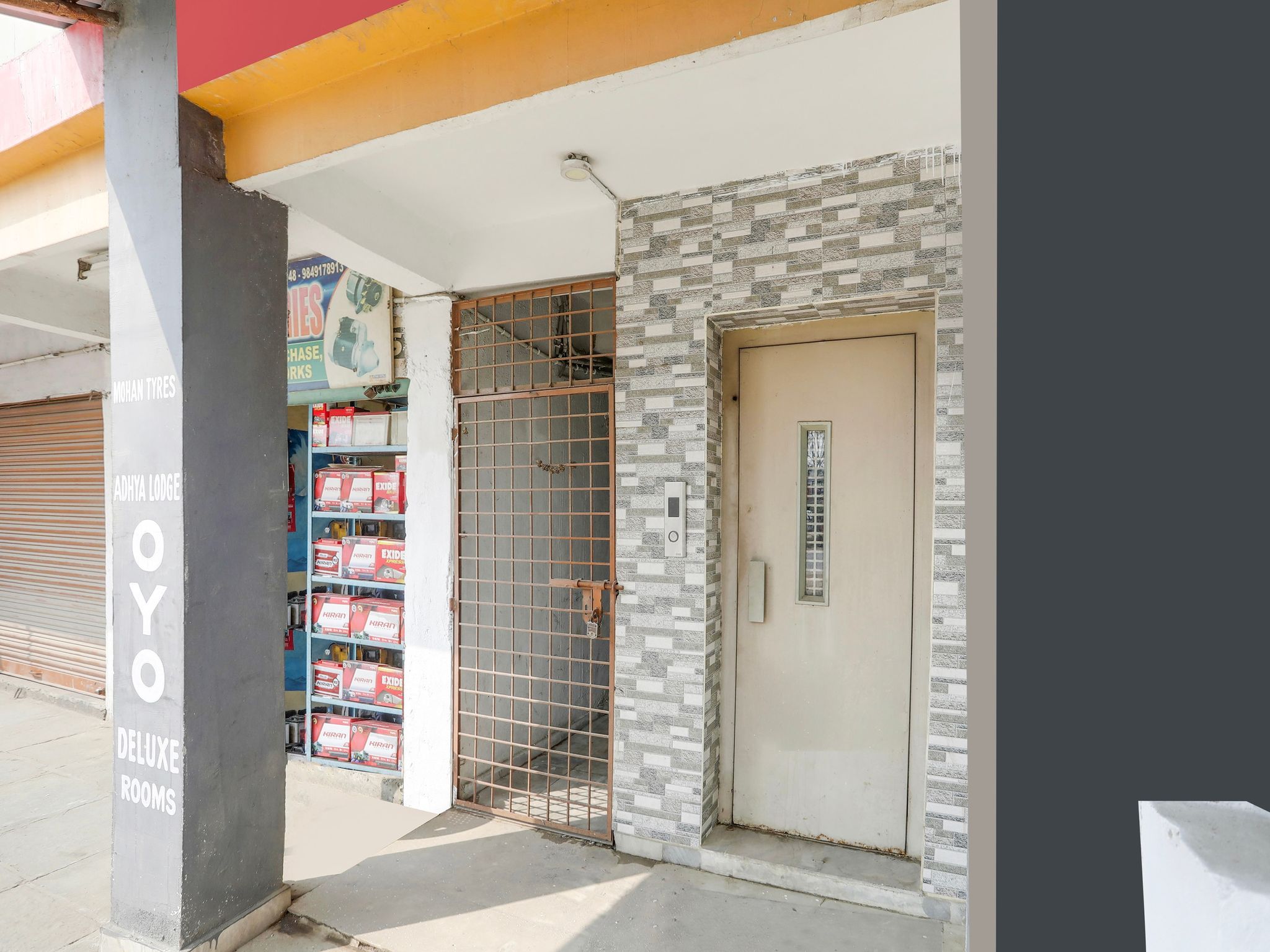 OYO Flagship Adhya Lodge
