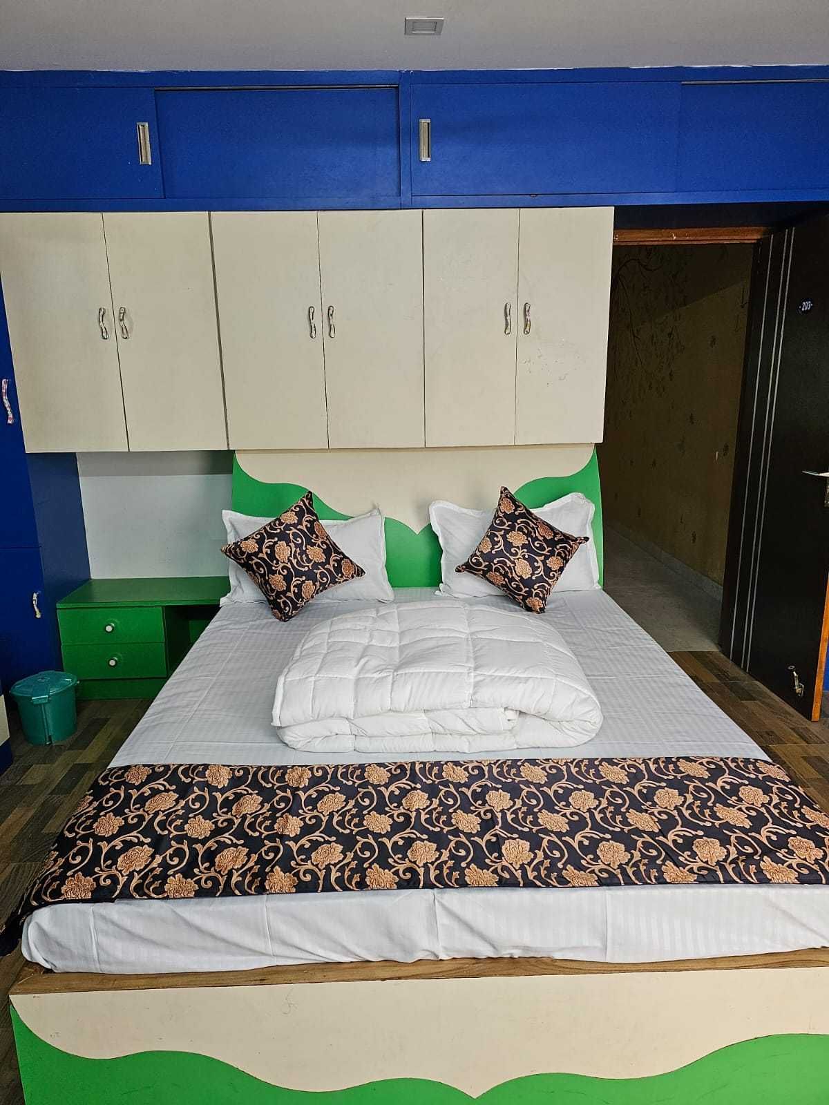 Hotel O by OYO SESHADRI HOMESTAY Classic 16