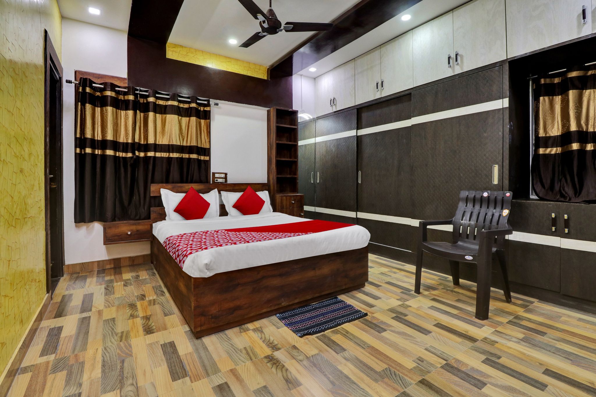 Hotel O by OYO SESHADRI HOMESTAY Classic 35