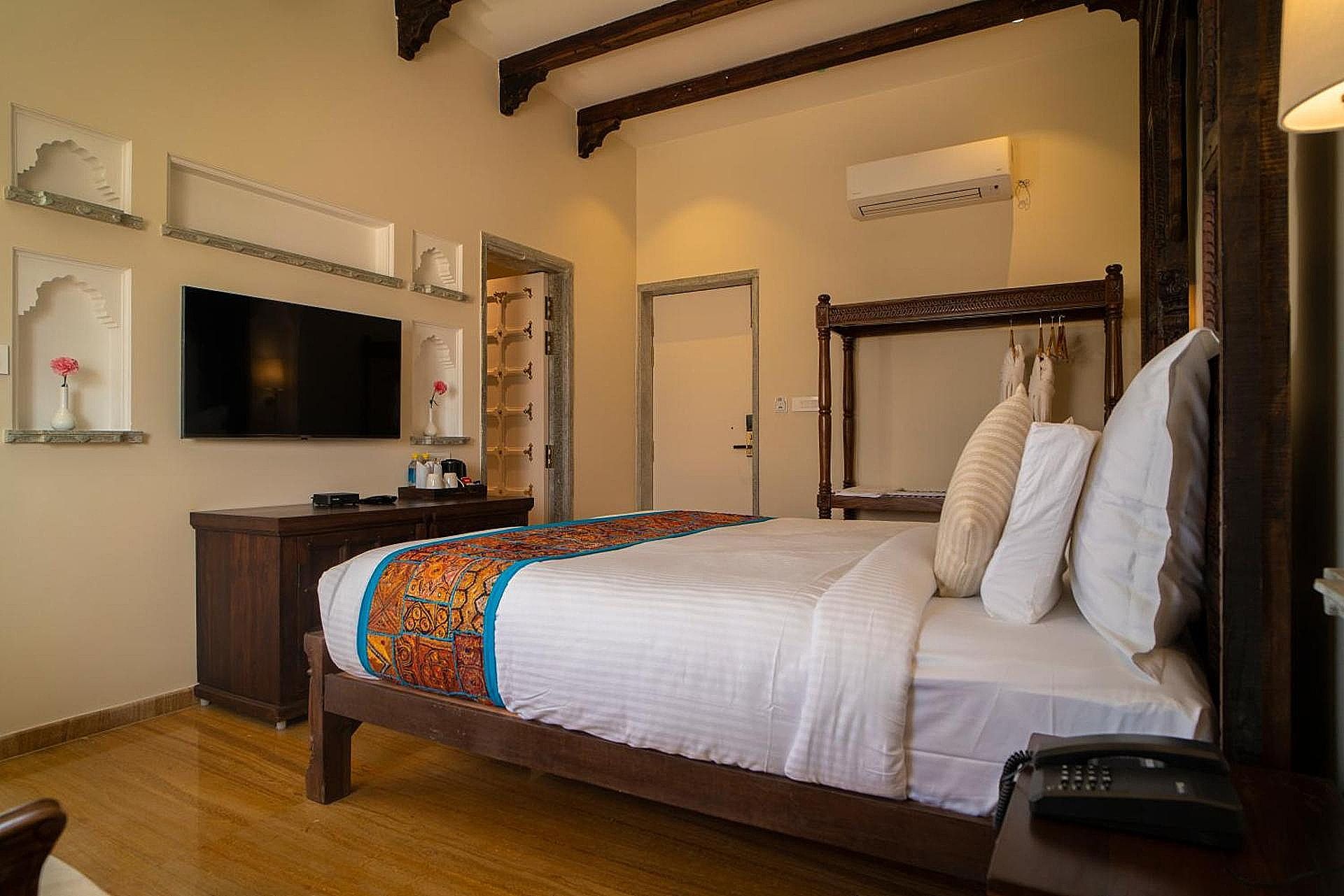 Khamma Ghani A Boutique Hotel Deluxe Room with Twin Bed