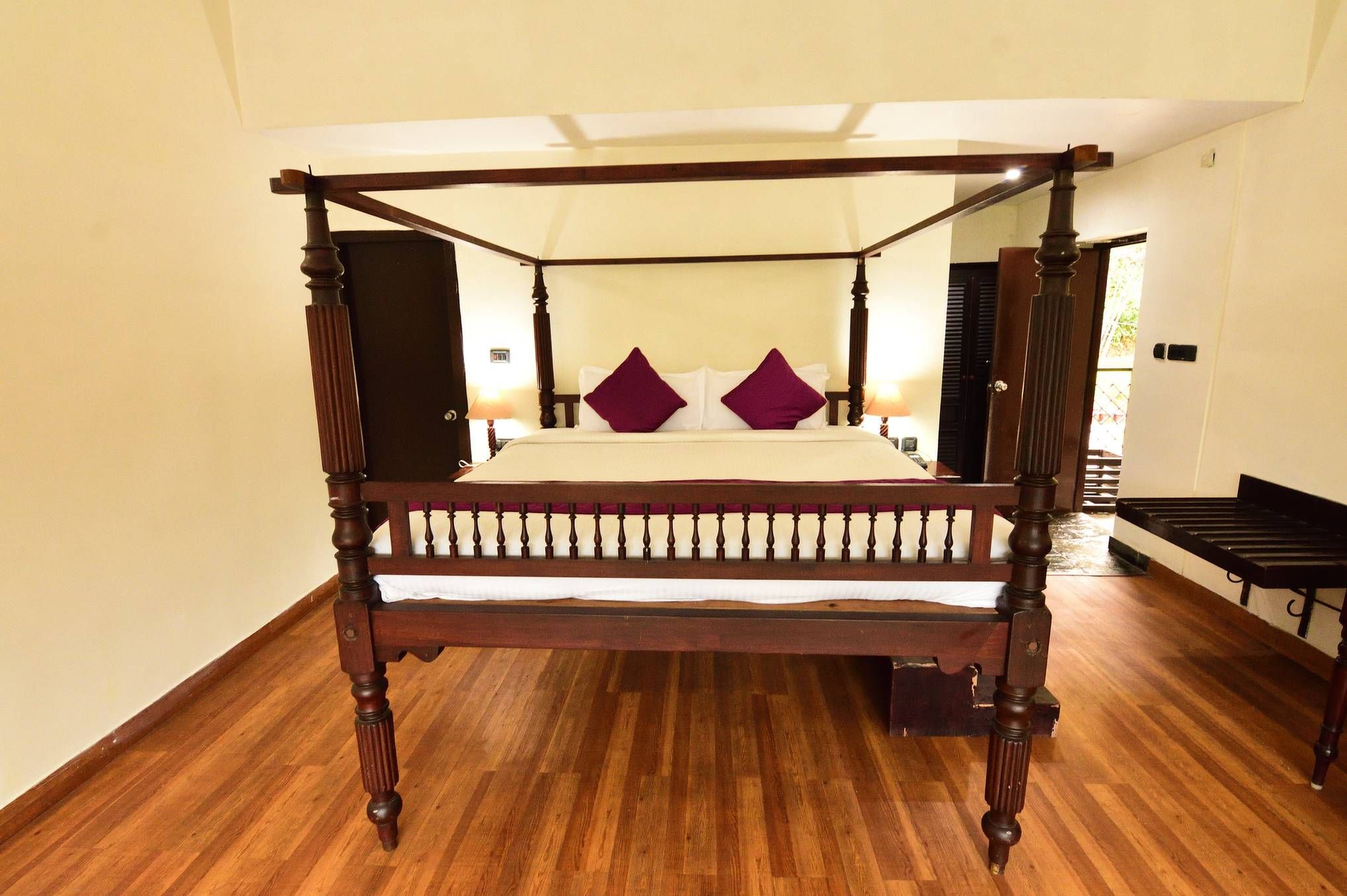 Hotel Tamilnadu, Coonoor Standard Double Room 9