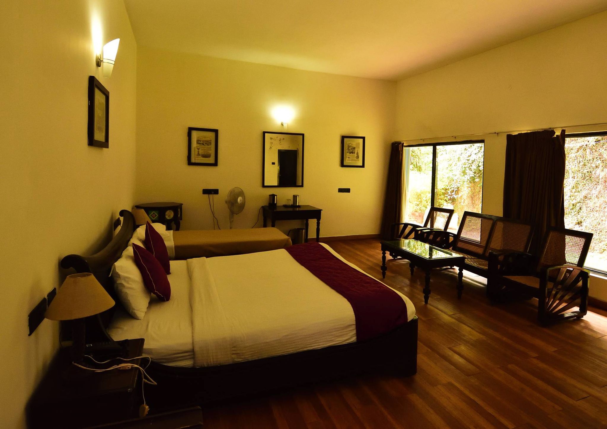 Hotel Tamilnadu, Coonoor Standard Double Room 8