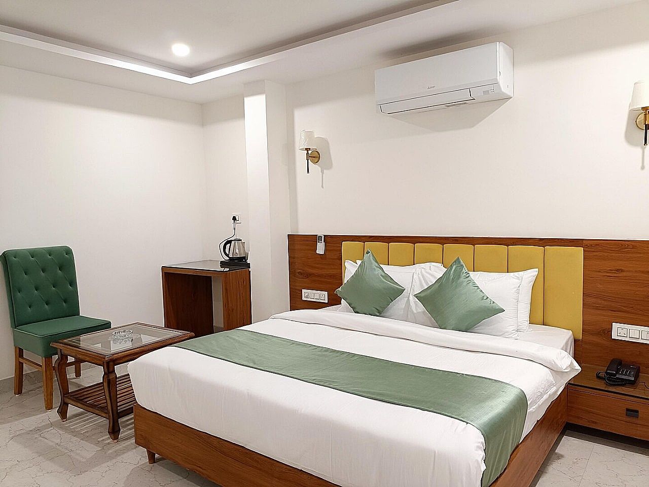Hotel Heera Residency Executive Room 3