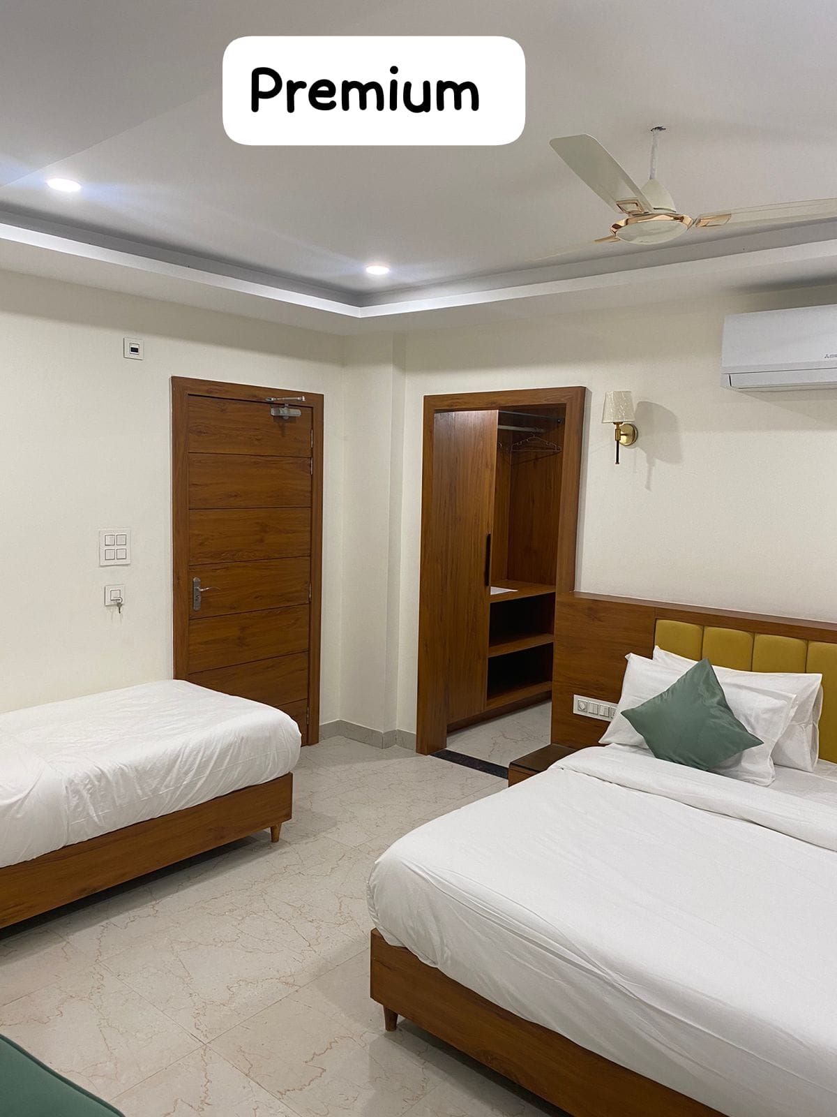 Premium Room