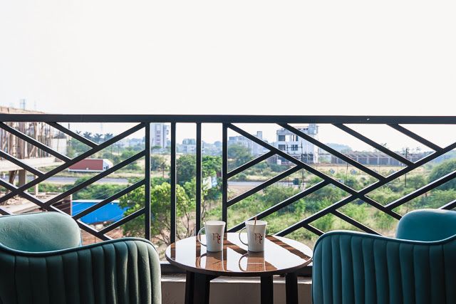Food & Dining