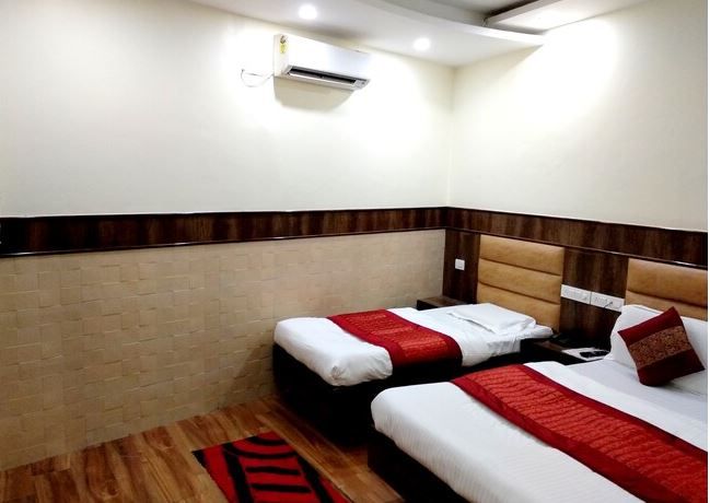 Super Deluxe Three Bed