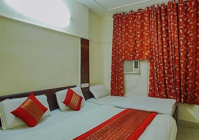 Deluxe Three Bed