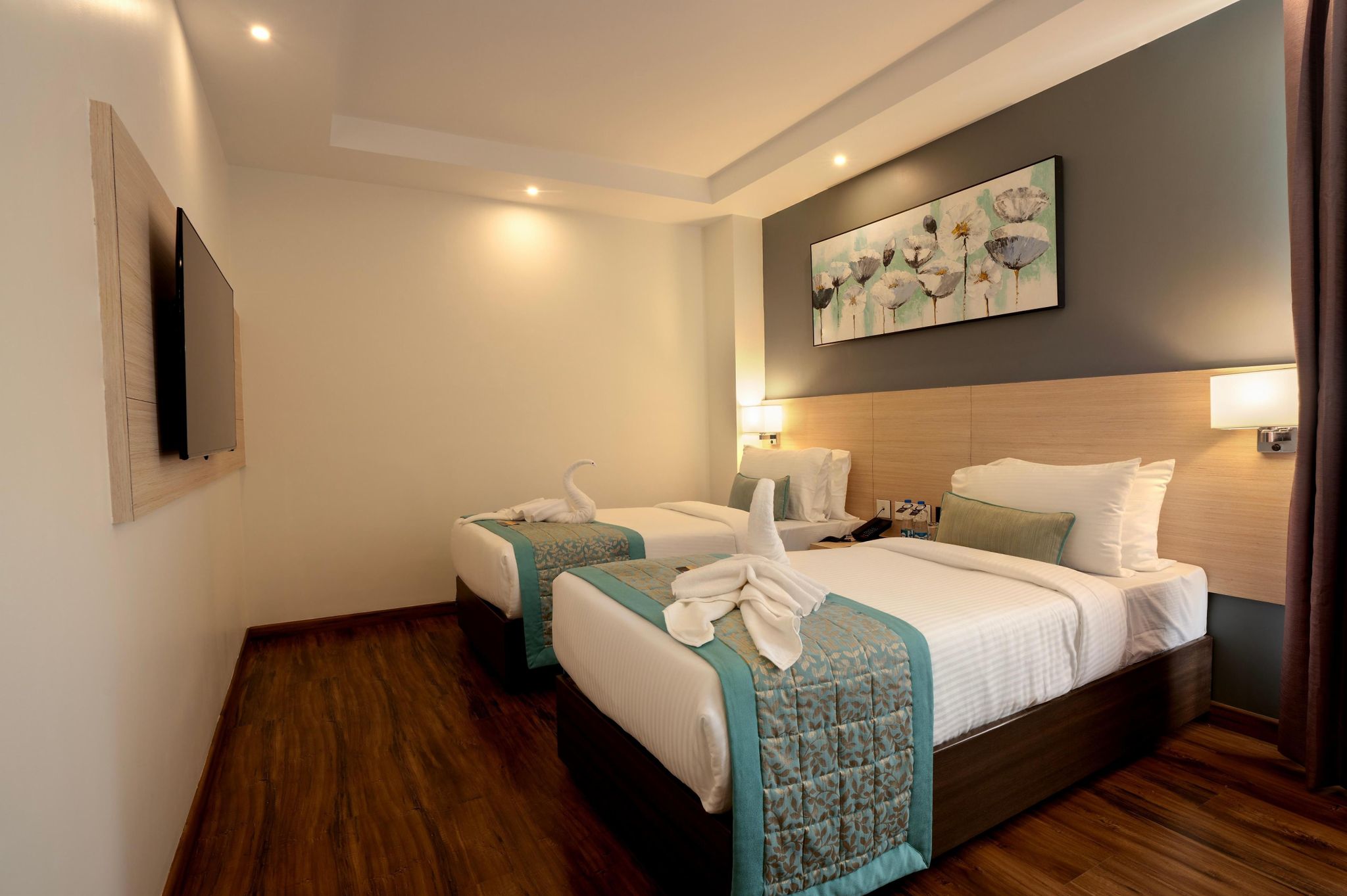 The Palomar by Crossway Superior Twin  3